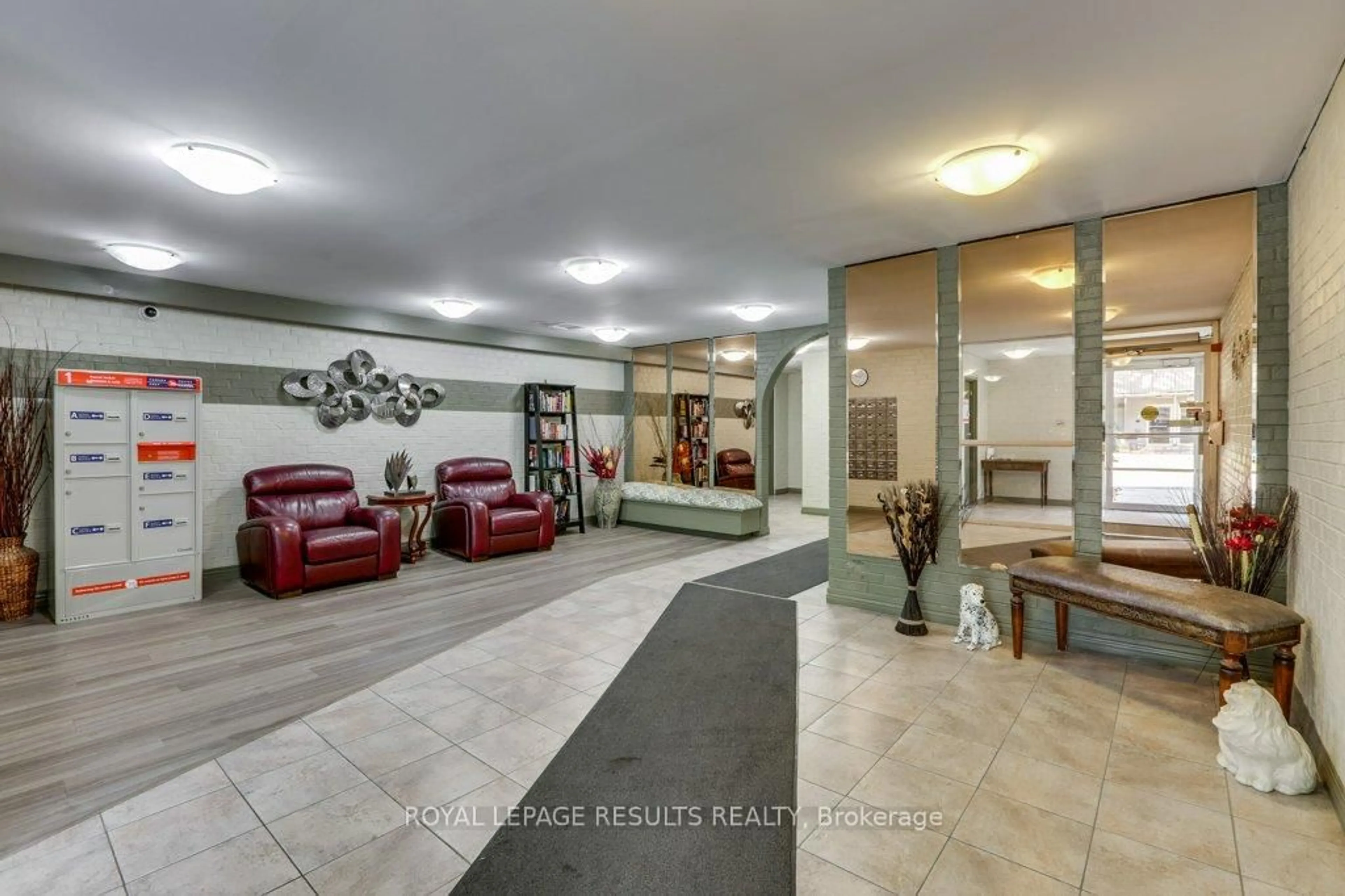 Lobby for 1102 Jalna Blvd #508, London South Ontario N6E 1X8