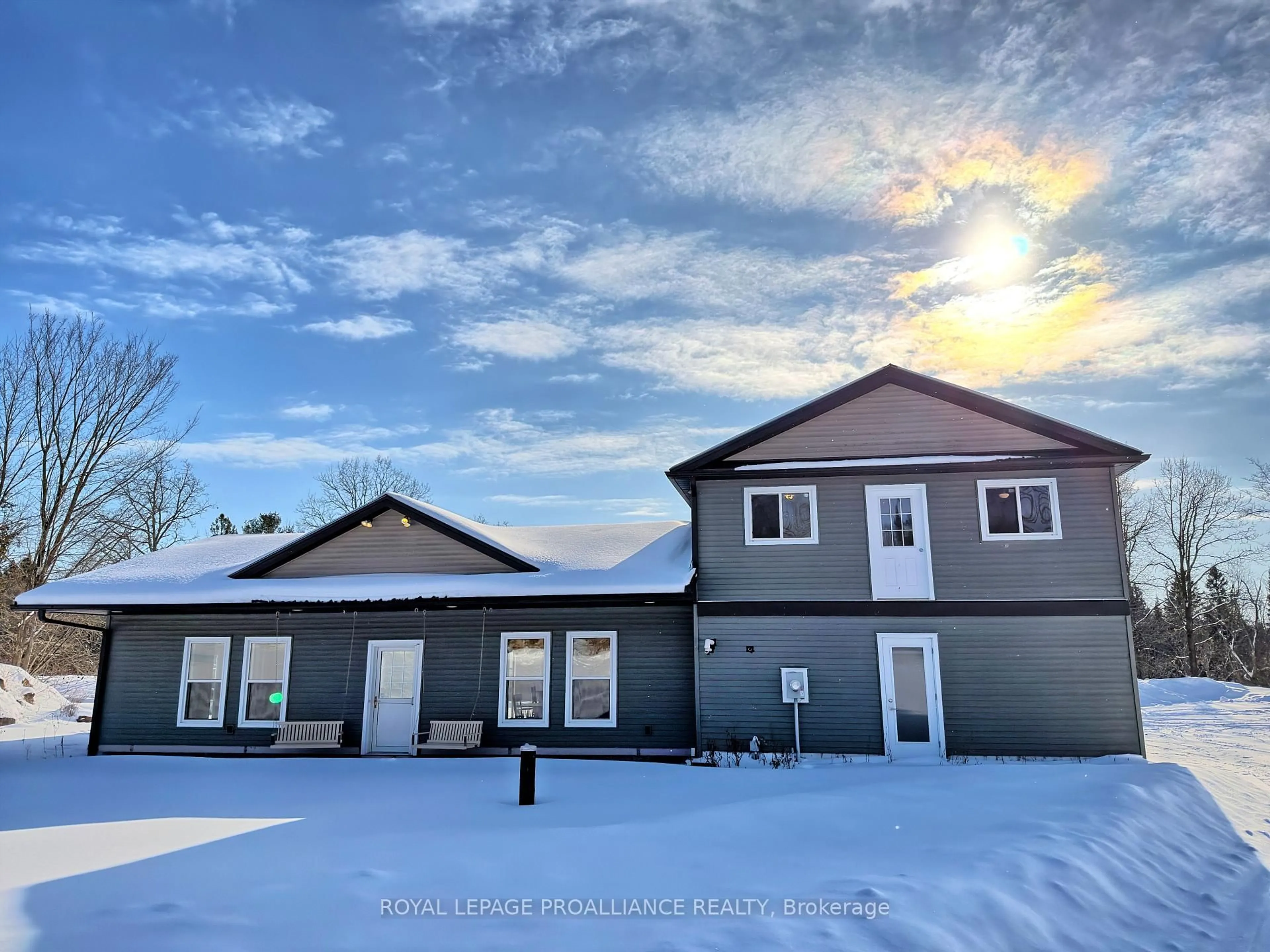 A pic from outside/outdoor area/front of a property/back of a property/a pic from drone, building for 1108 Beaver Creek Rd, Limoges Ontario K0K 2M0