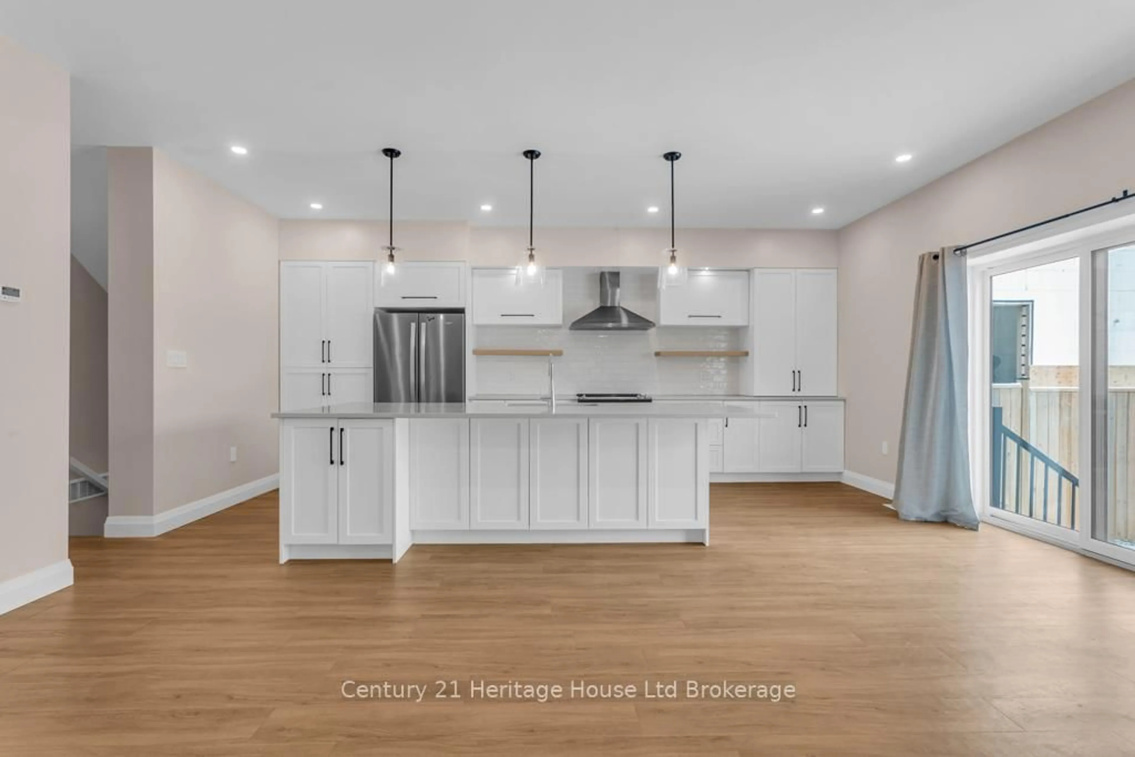 Open concept kitchen, unknown for 361 Quarter Town Line #606, Tillsonburg Ontario N4G 0K2