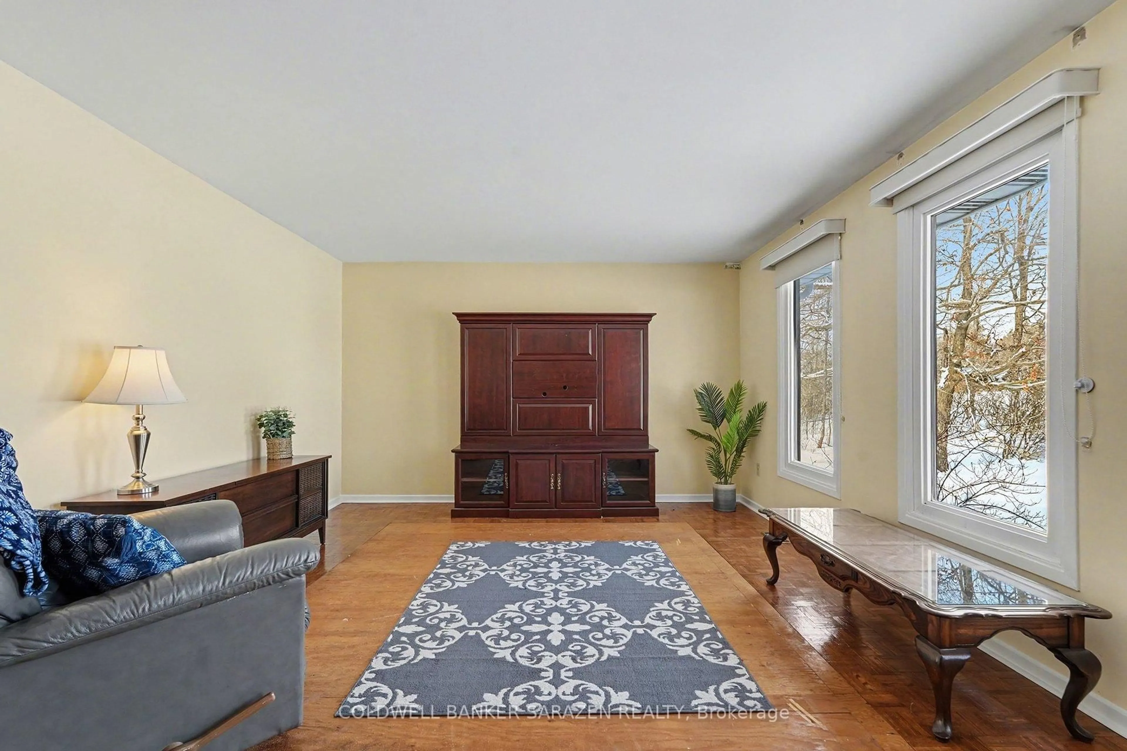 Indoor foyer for 1273 Usborne St, Braeside Ontario K0A 1G0