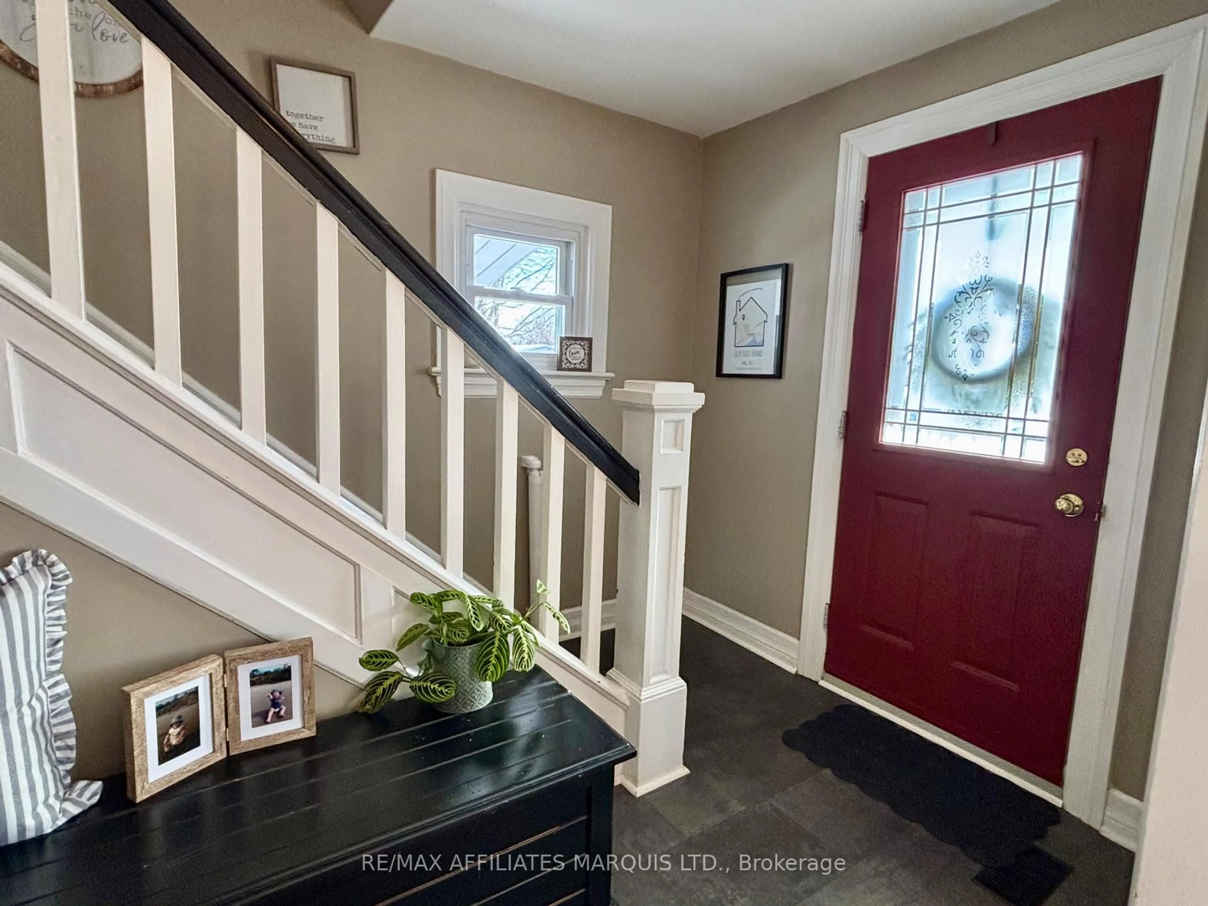 Indoor entryway for 42 Saunders Ave, South Stormont Ontario K0C 1P0