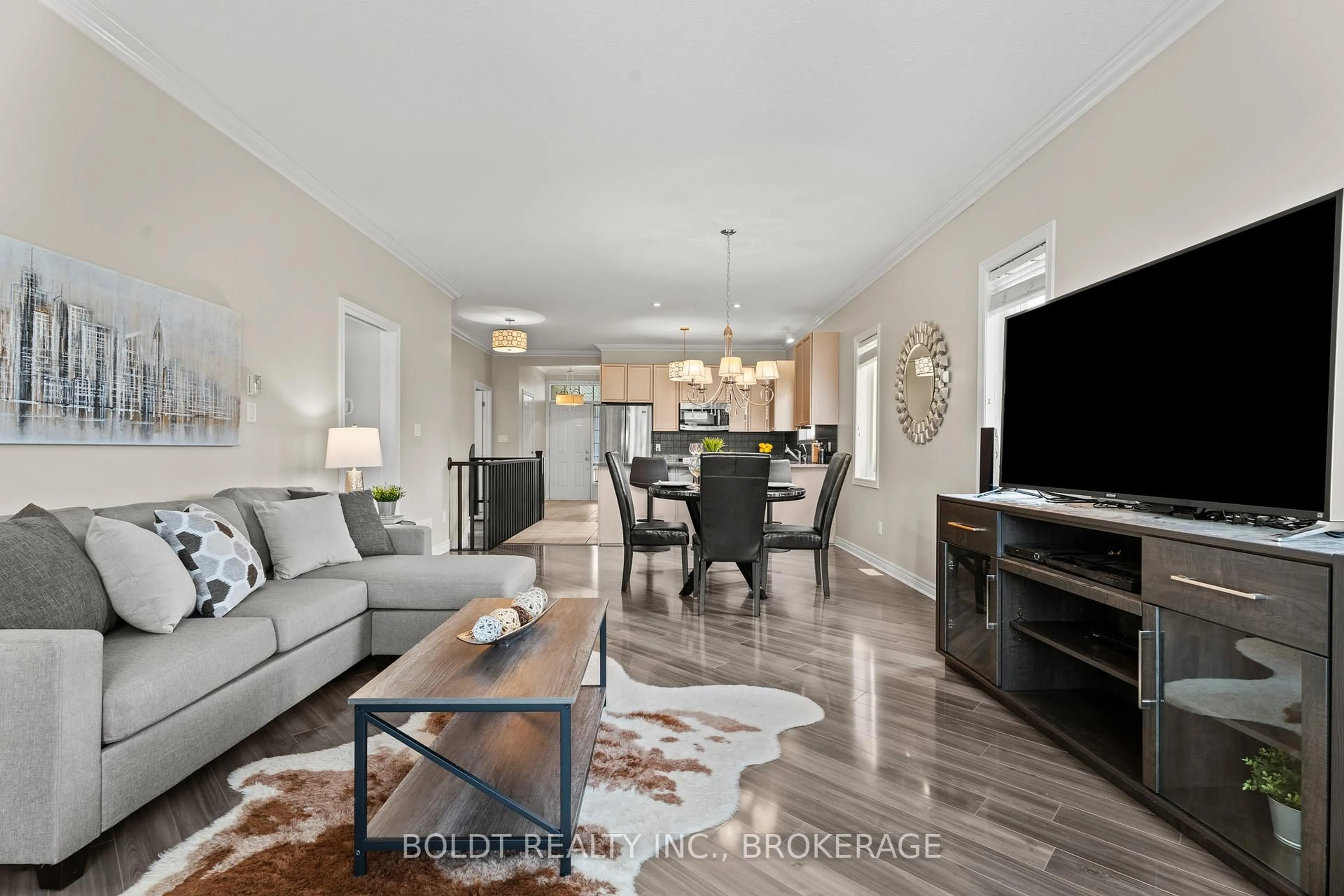 Living room with furniture, unknown for 8 Willowlanding Crt, Welland Ontario L3C 7L7