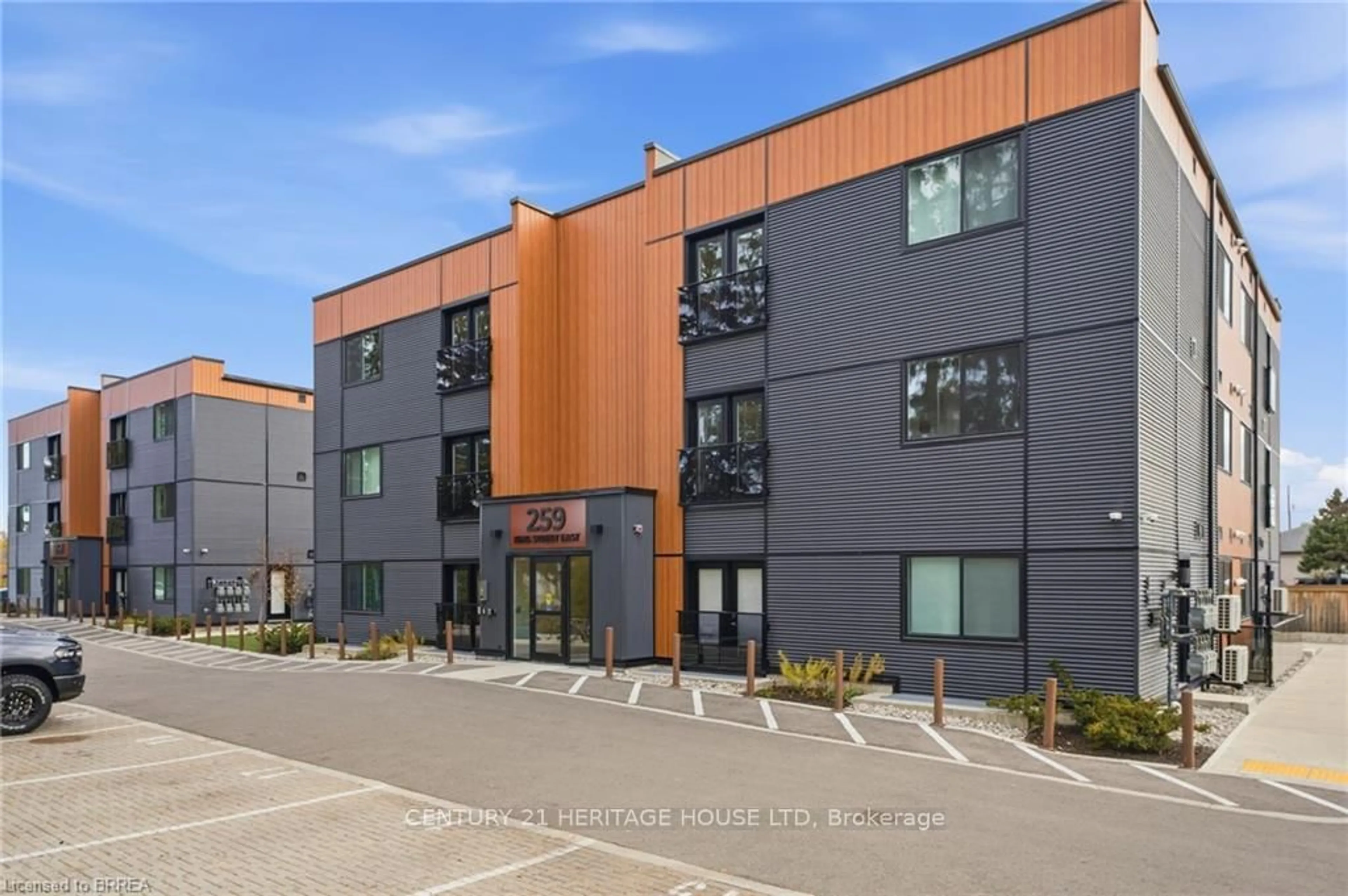 A pic from outside/outdoor area/front of a property/back of a property/a pic from drone, building for 259 King St #103, Hamilton Ontario L8G 1L9