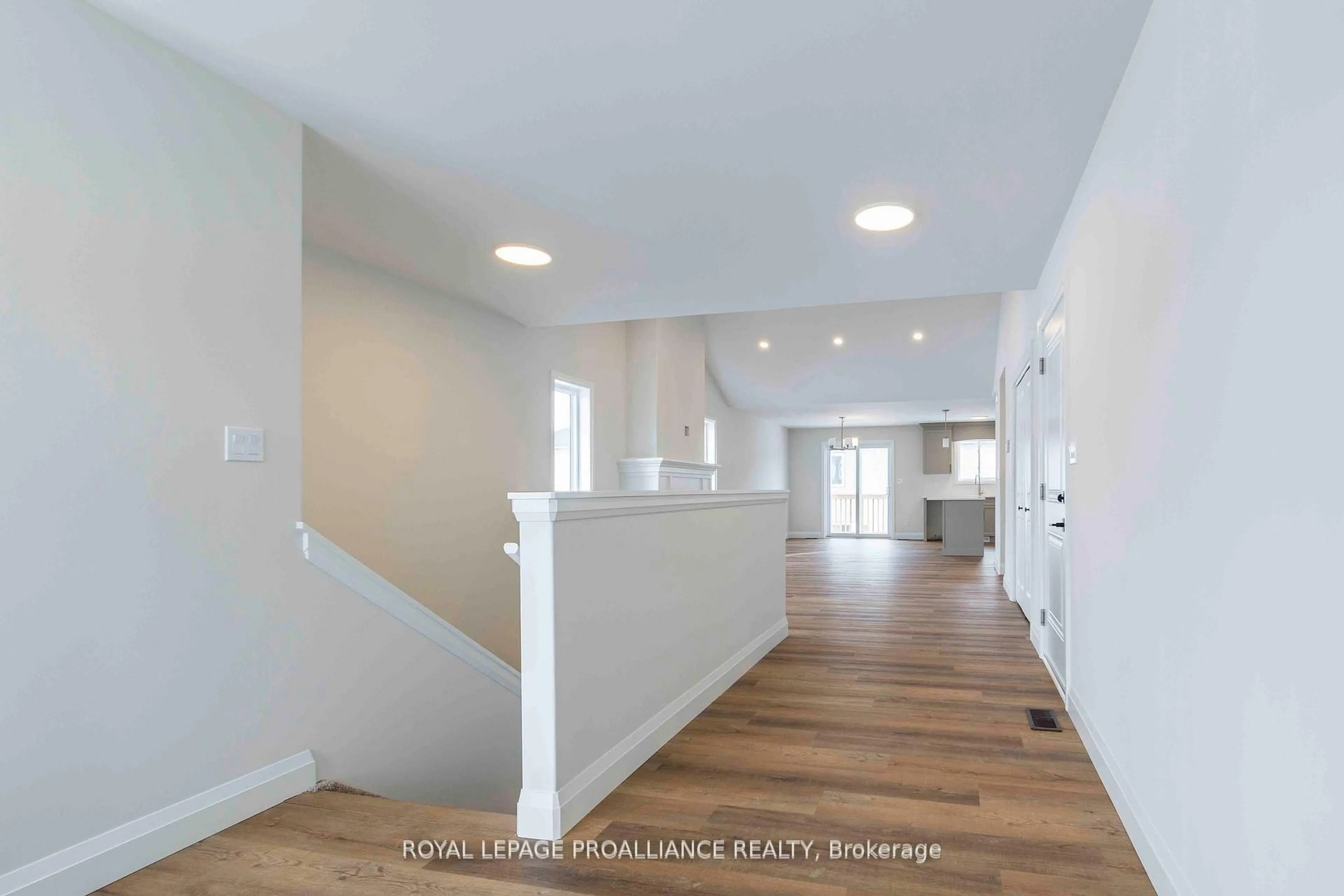 Indoor entryway for 78 Stirling Cres, Prince Edward County Ontario K0K 2T0