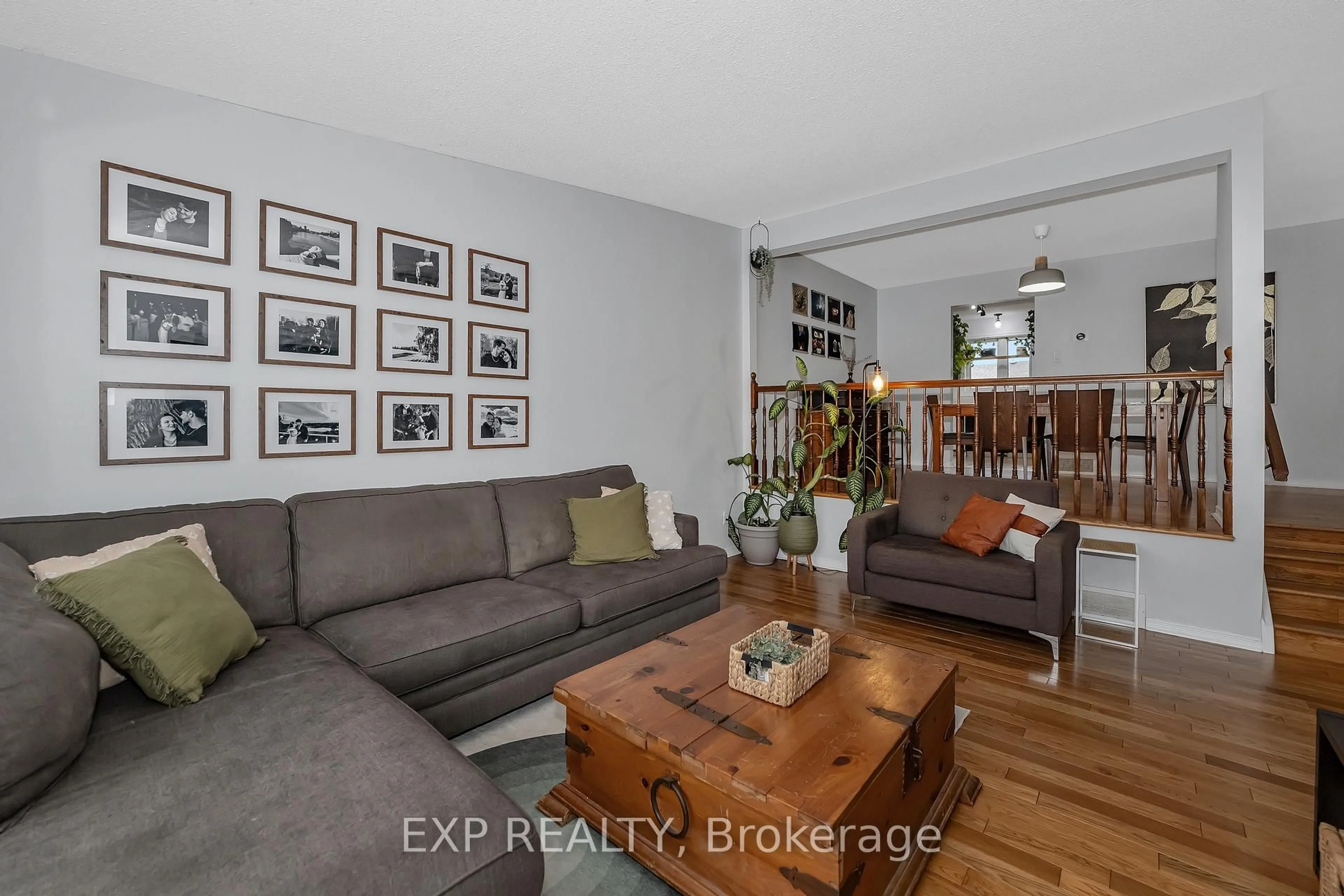 Living room with furniture, wood/laminate floor for 38 TERRY FOX Ave, Carleton Place Ontario K7C 4G2