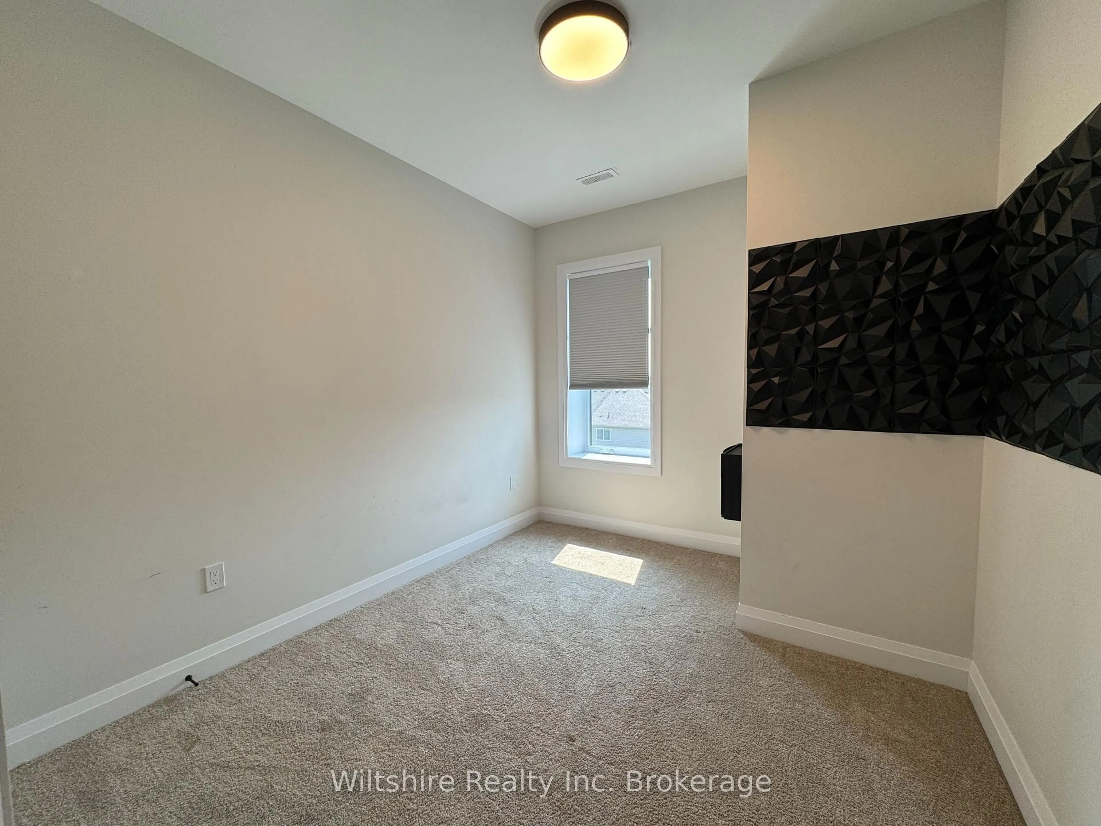 A pic of a room for 361 Quarter Town Line #1105, Tillsonburg Ontario N4G 0K2
