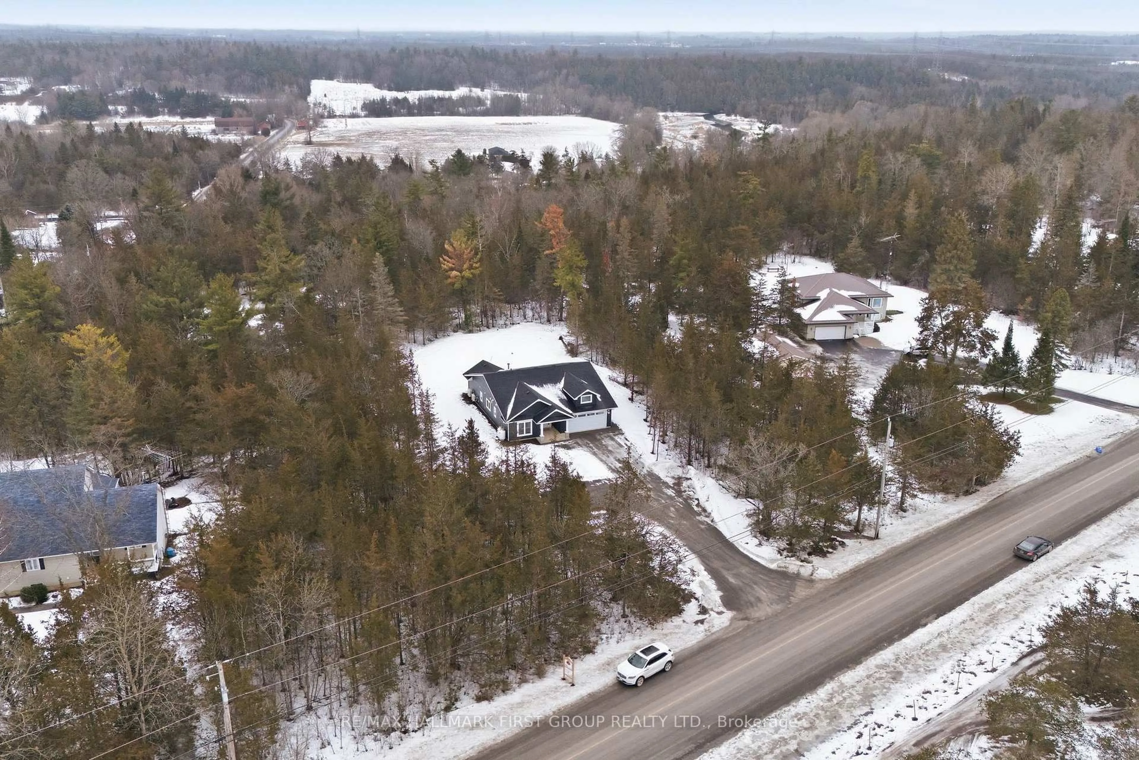 A pic from outside/outdoor area/front of a property/back of a property/a pic from drone, unknown for 1992 Melrose Rd, Shannonville Ontario K0K 2N0