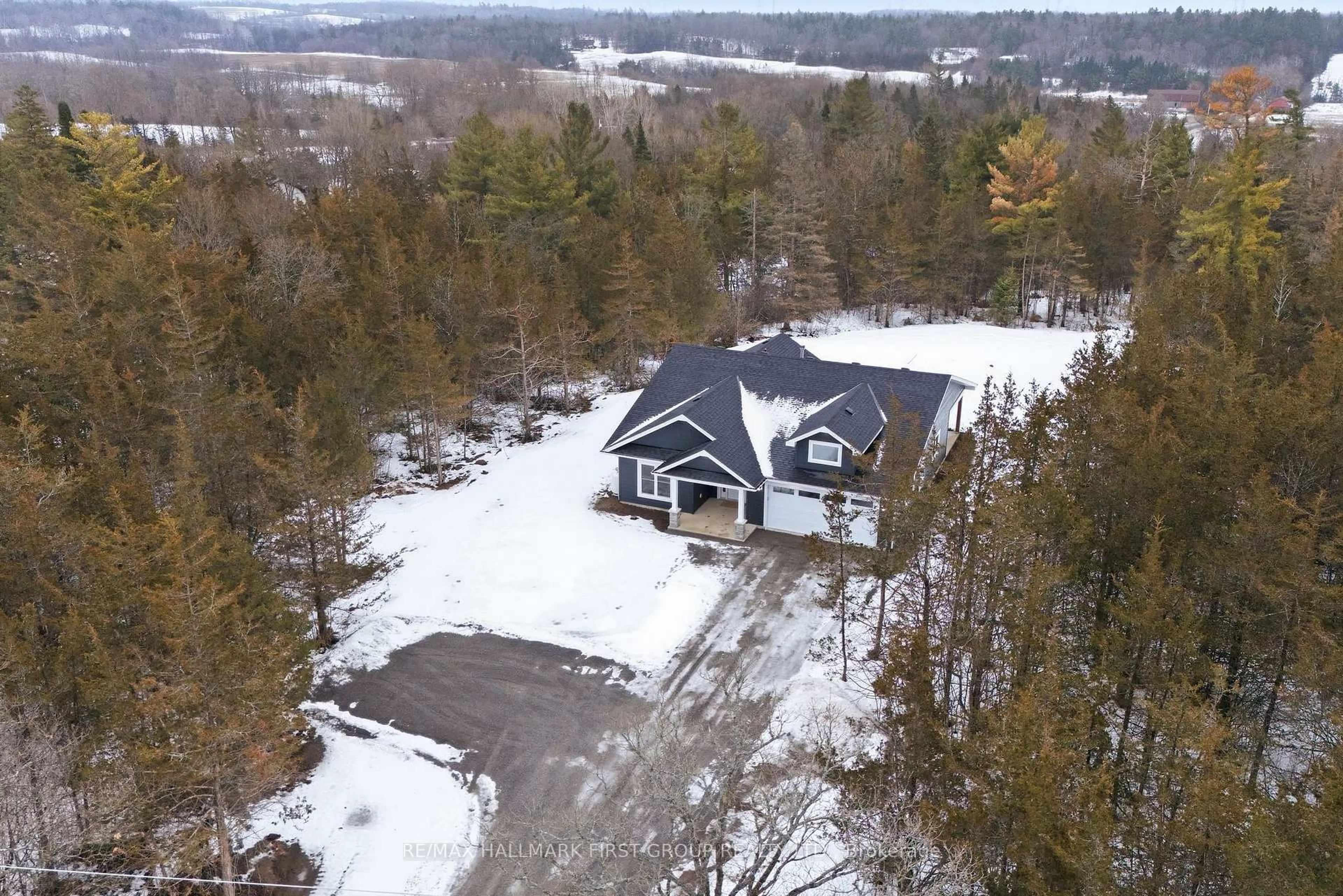 A pic from outside/outdoor area/front of a property/back of a property/a pic from drone, unknown for 1992 Melrose Rd, Shannonville Ontario K0K 2N0
