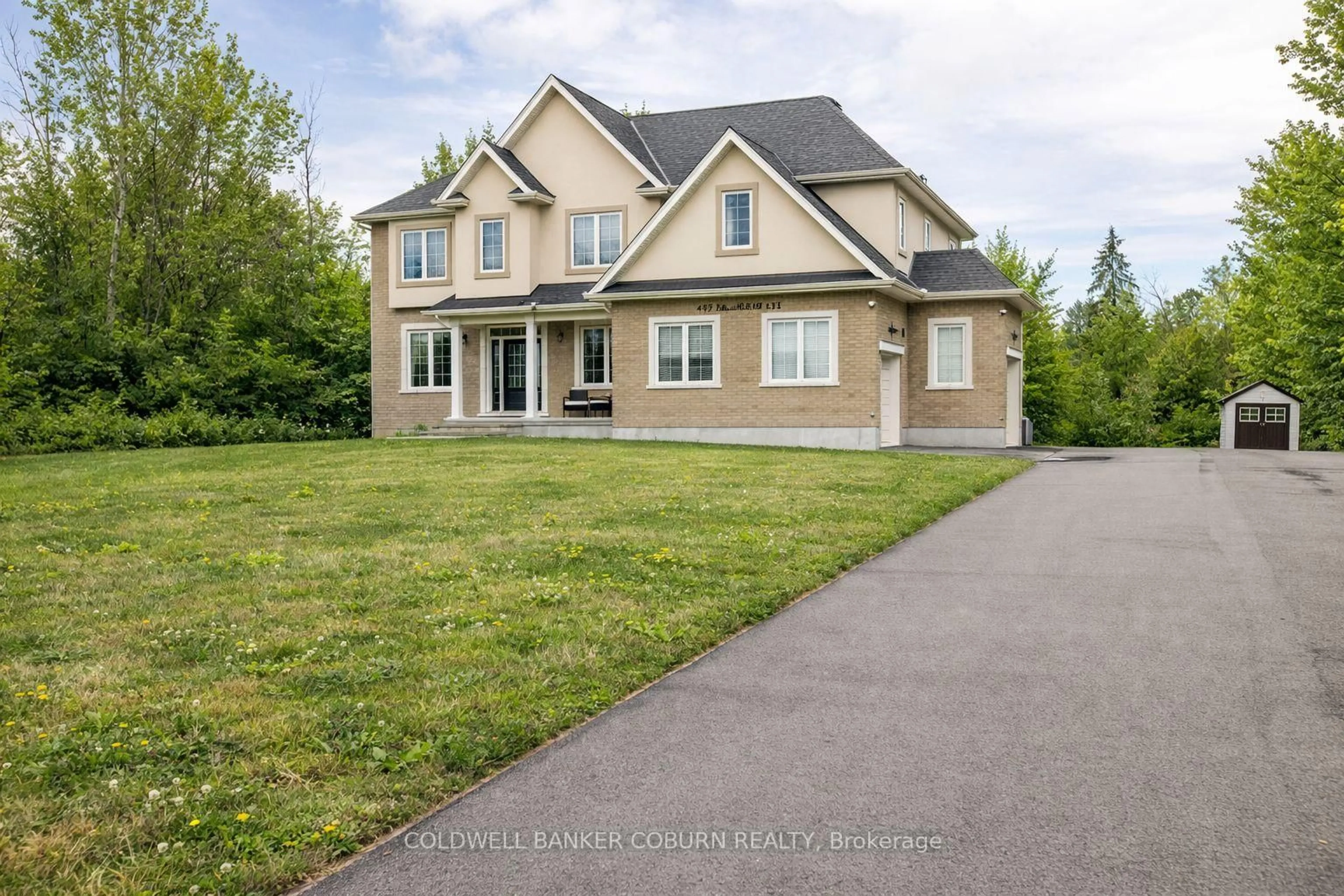 A pic from outside/outdoor area/front of a property/back of a property/a pic from drone, unknown for 549 Osmond Daley Dr, Carp Ontario K0A 1L0