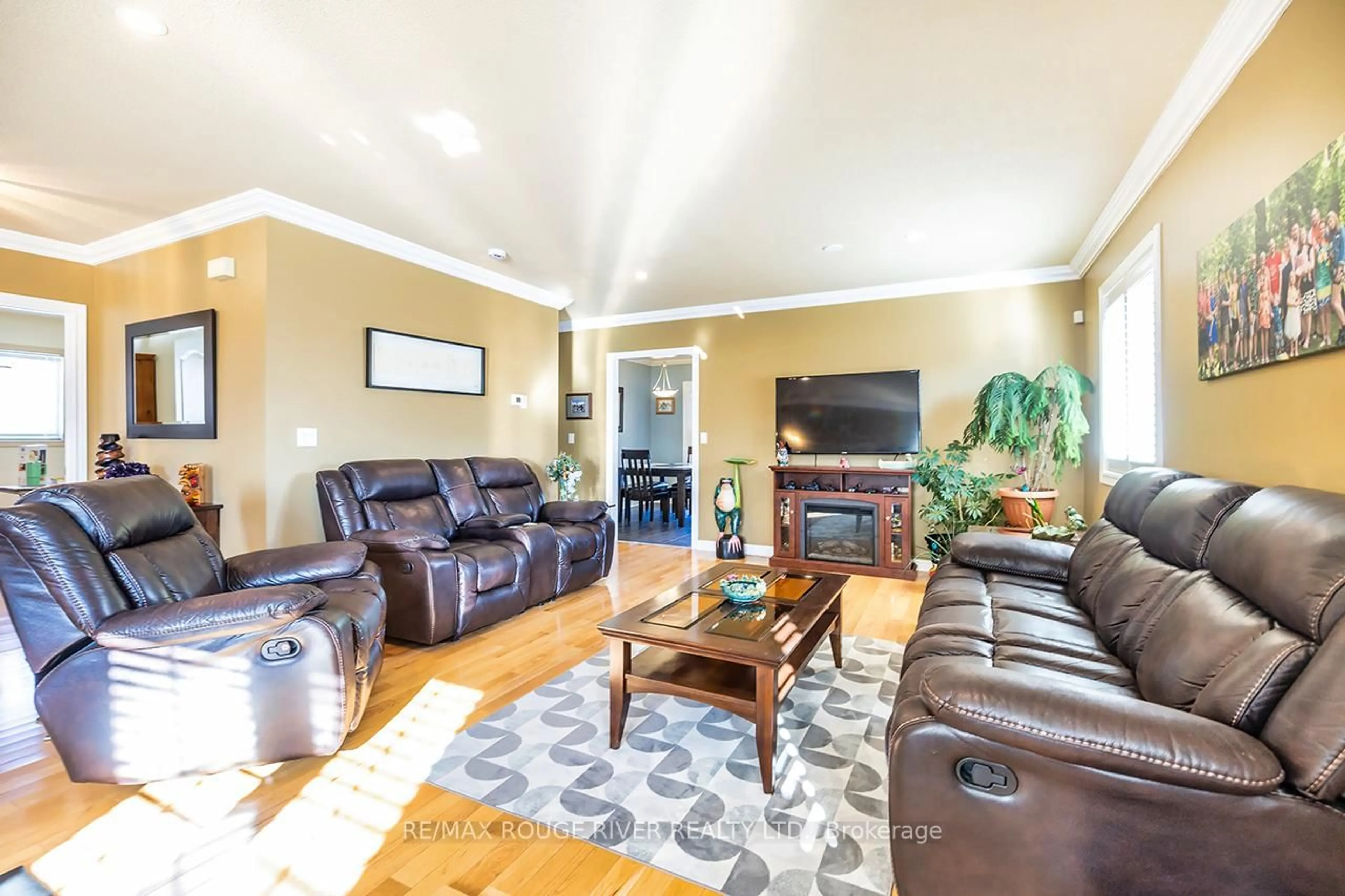 Living room with furniture, unknown for 12 Jeffries St, Port Hope Ontario L1A 4K2