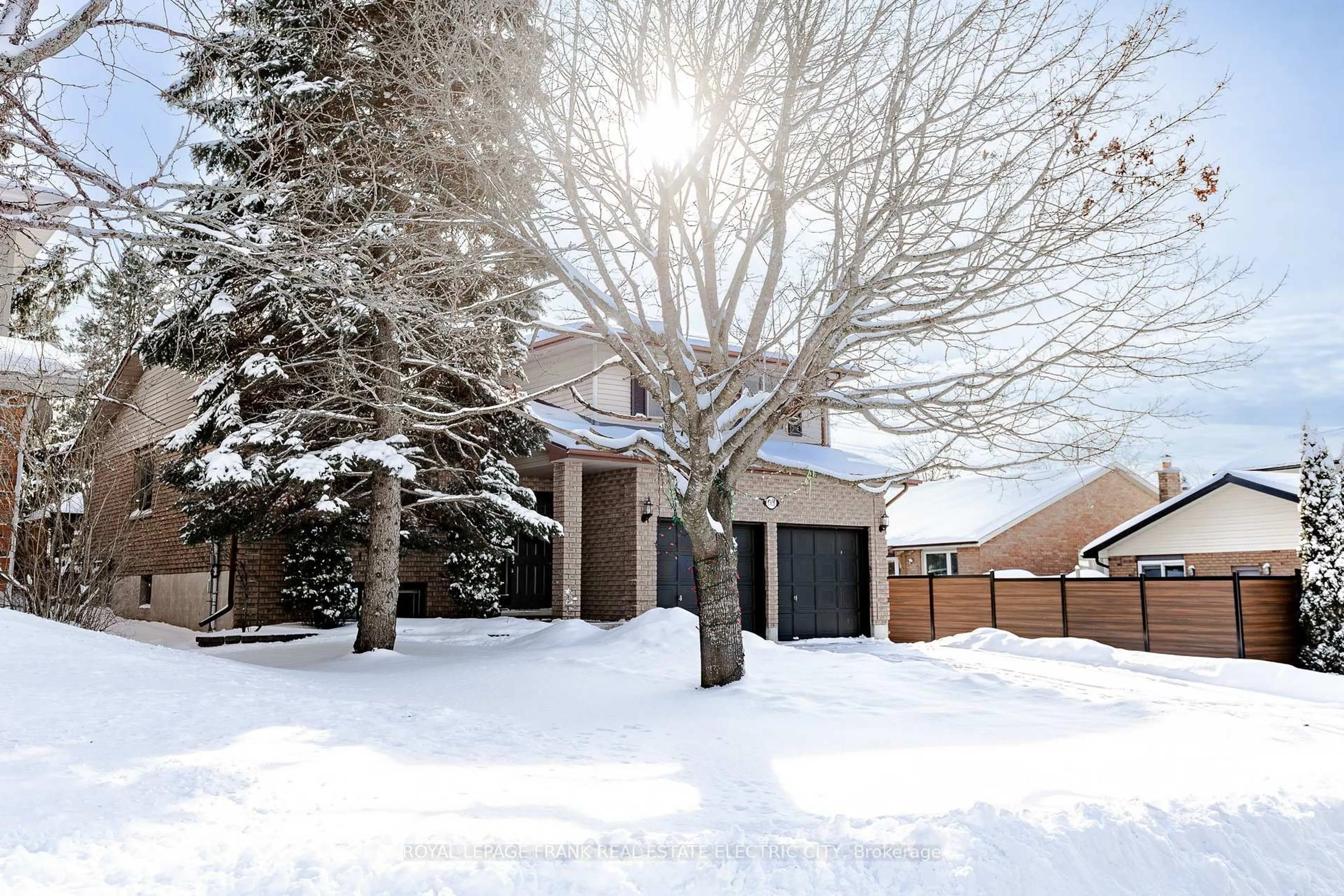 Unknown for 1959 Parkwood Circ, Peterborough Ontario K9J 8C8