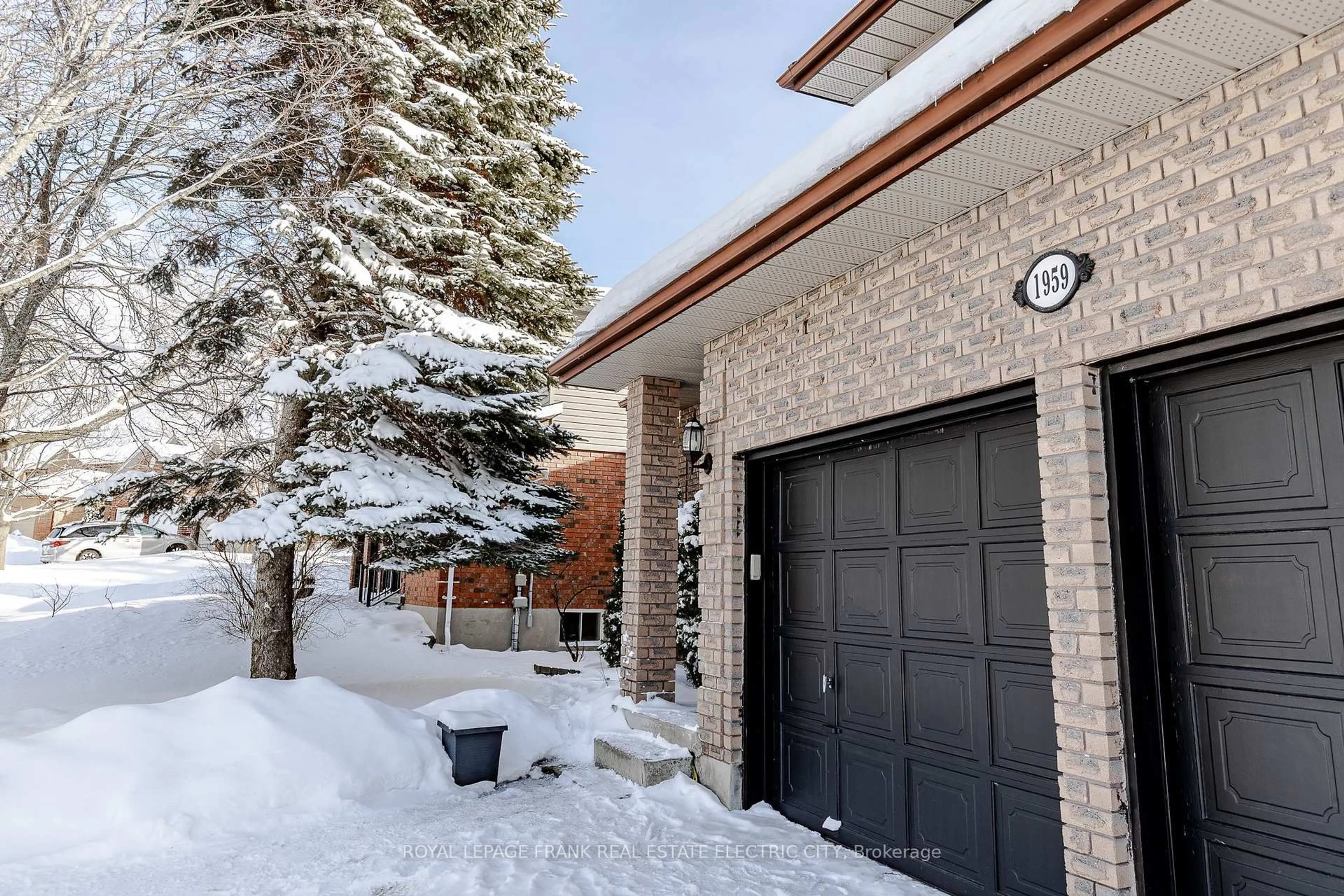 Unknown for 1959 Parkwood Circ, Peterborough Ontario K9J 8C8