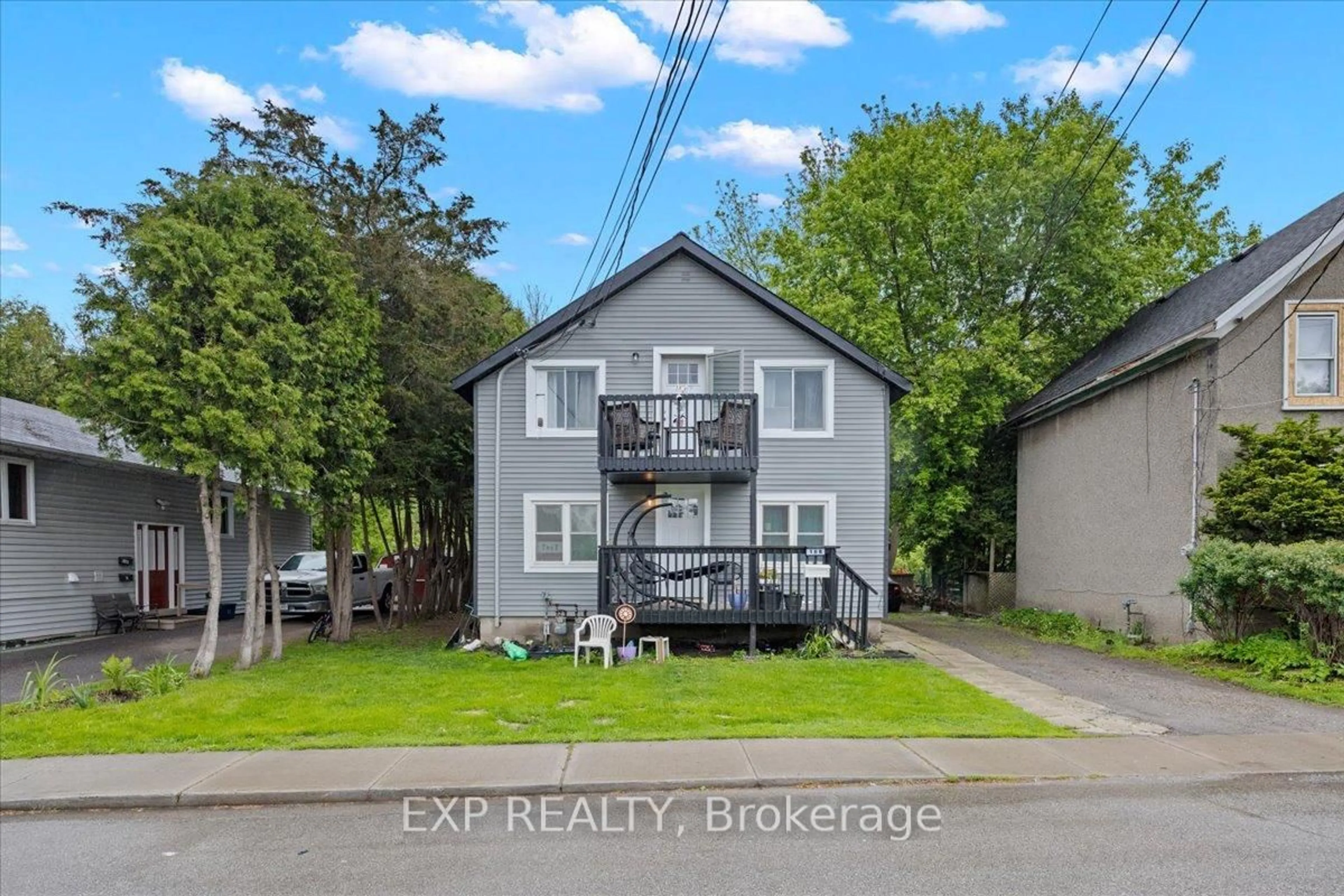 A pic from outside/outdoor area/front of a property/back of a property/a pic from drone, street for 18 Delhi St, Brockville Ontario K6V 4H3