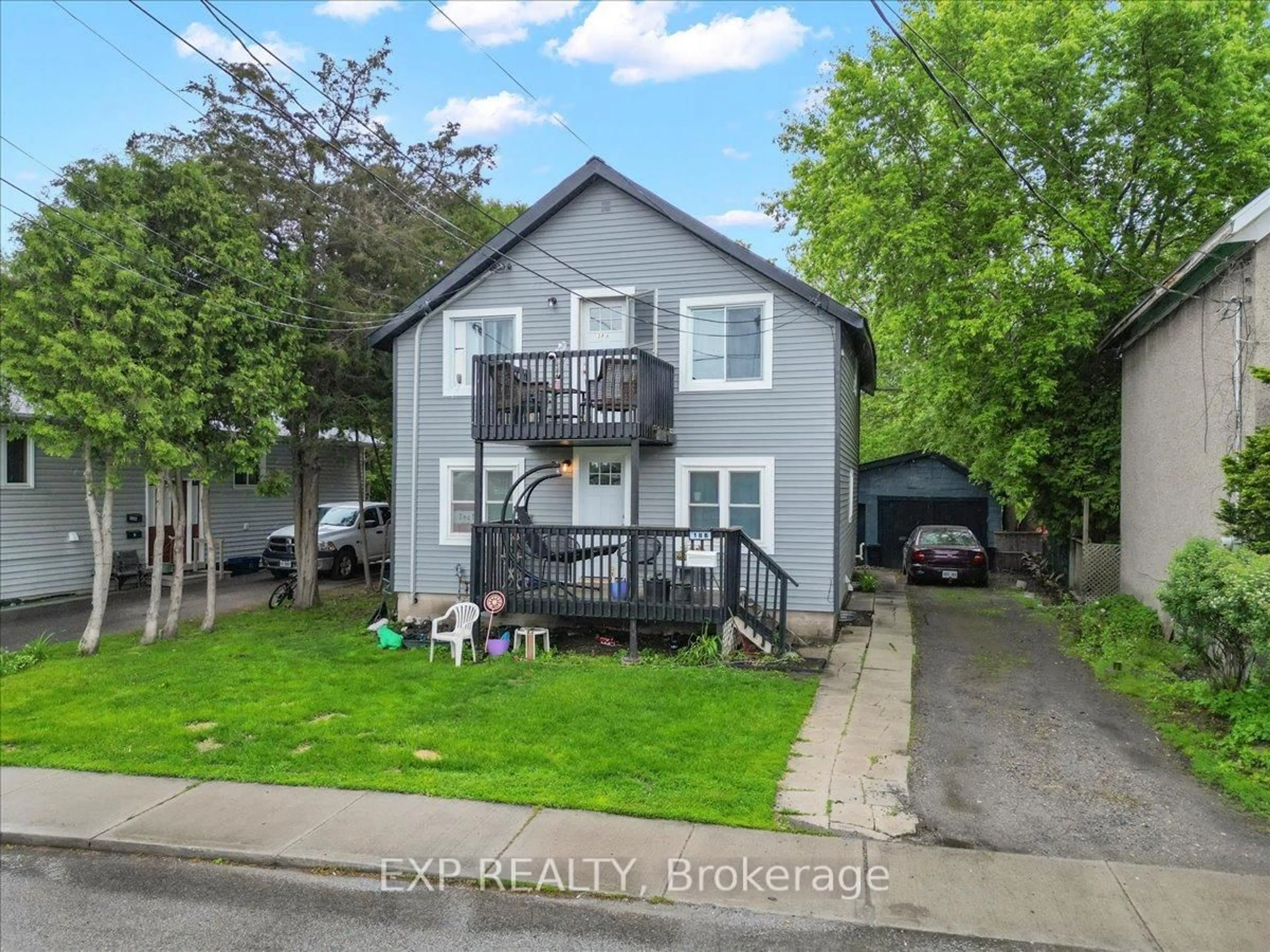 A pic from outside/outdoor area/front of a property/back of a property/a pic from drone, street for 18 Delhi St, Brockville Ontario K6V 4H3
