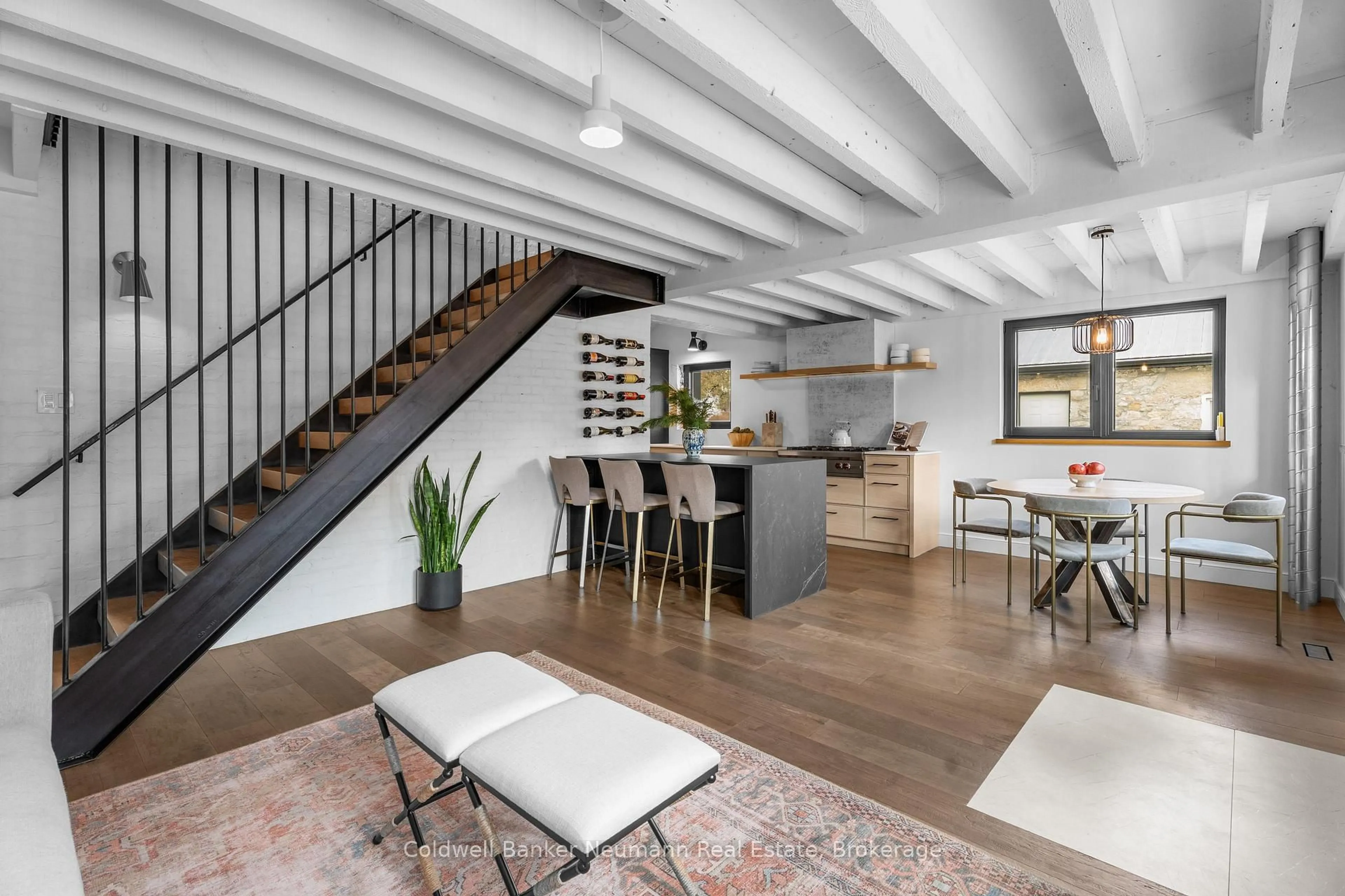 Open concept kitchen, unknown for 596-598 Arkell Rd, Puslinch Ontario N0B 1C0