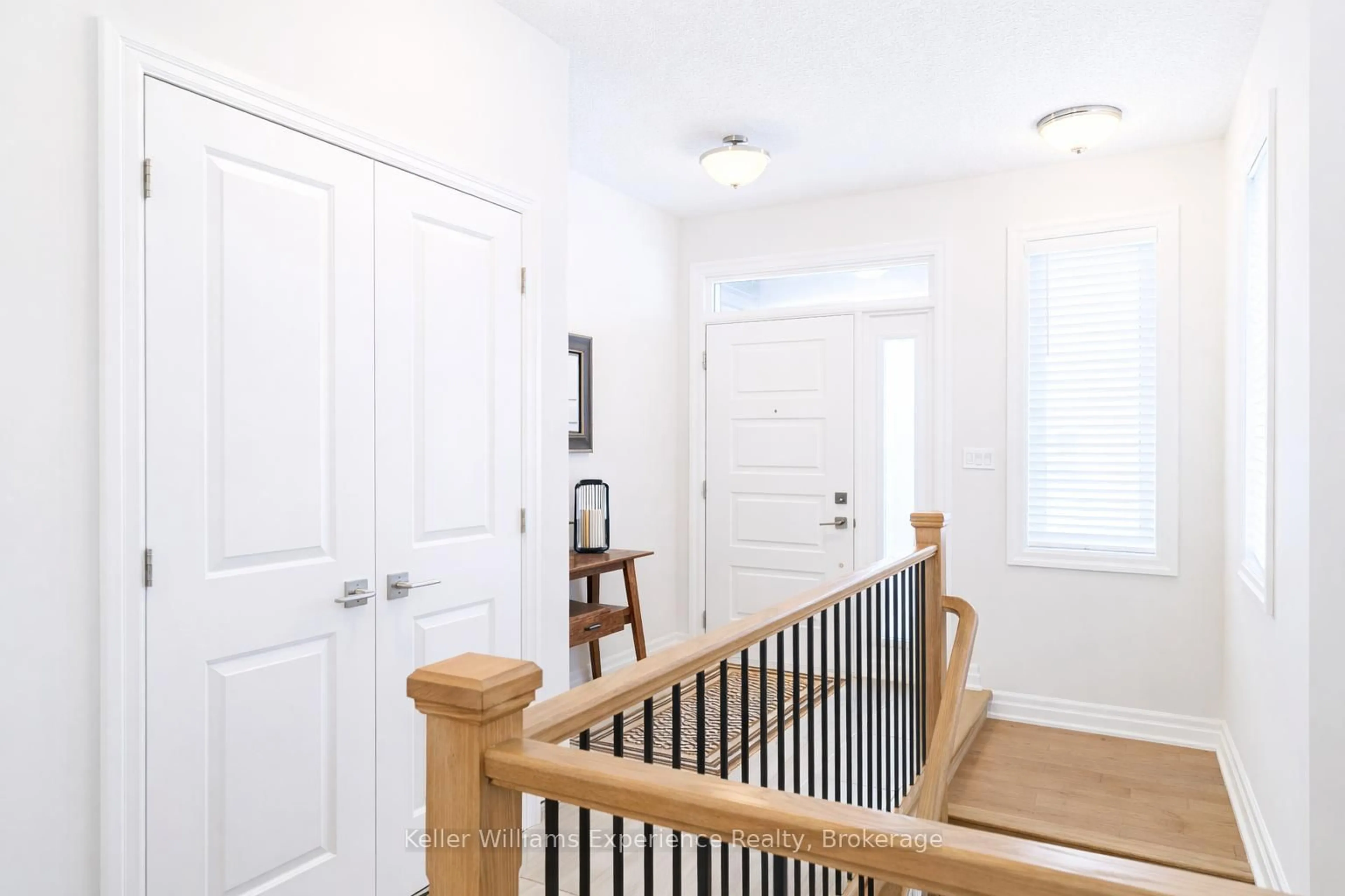 Indoor entryway for 360 Mary Rose Ave, Saugeen Shores Ontario N0H 2C3