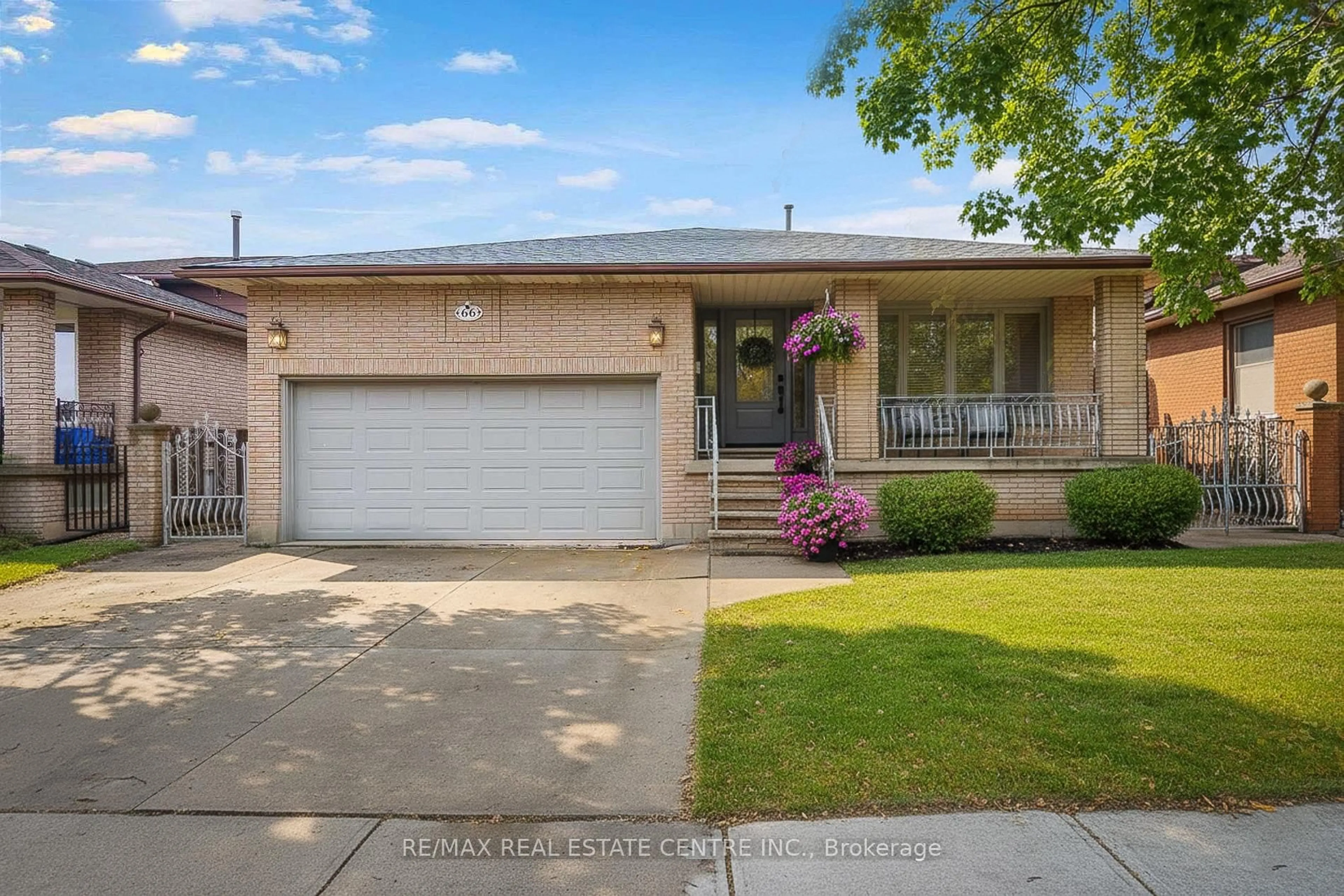 Home with brick exterior material, street for 66 Ellington Ave, Hamilton Ontario L8E 3T6