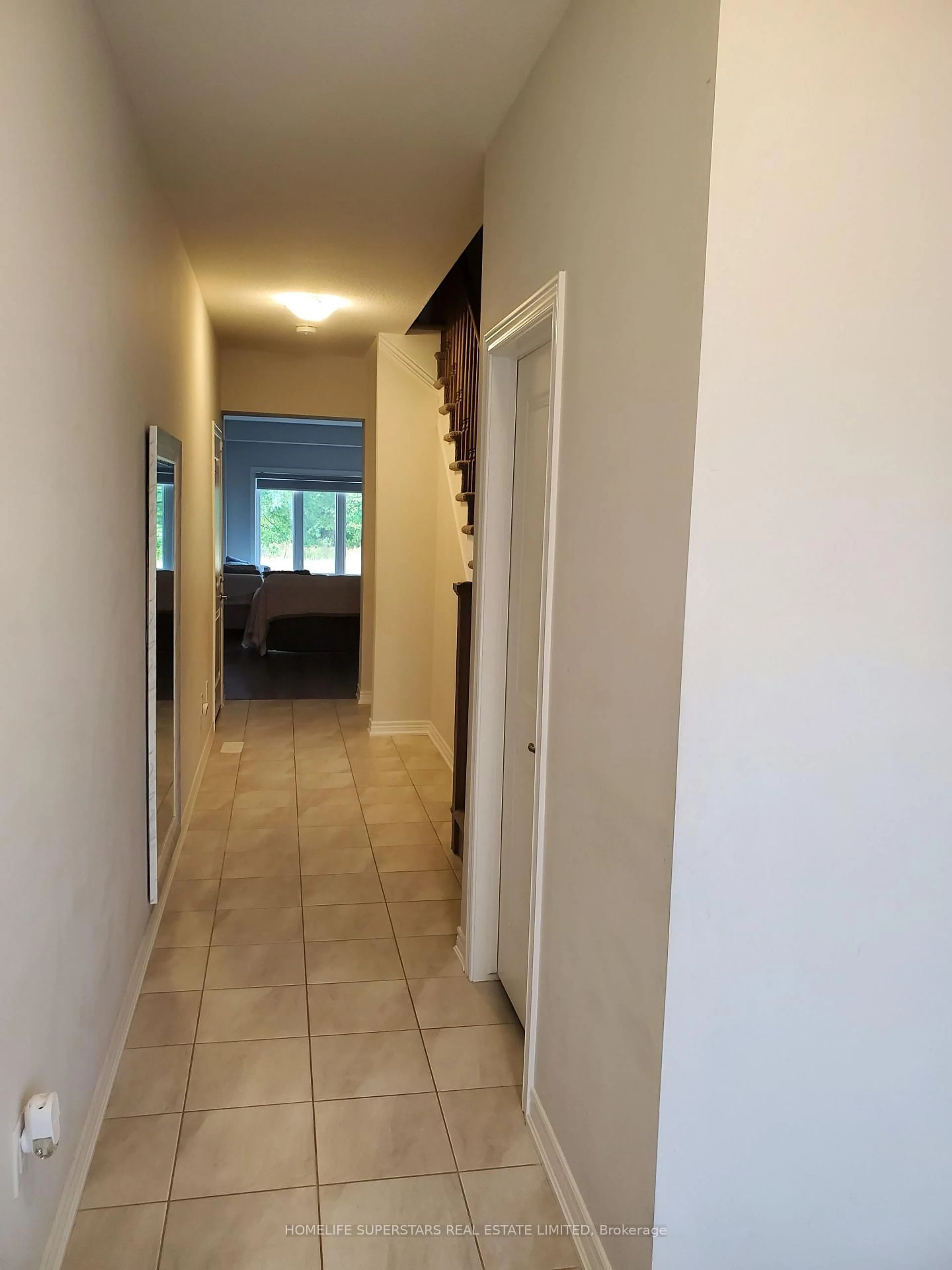 Unknown for 100 Sunflower Pl, Welland Ontario L3C 0H8