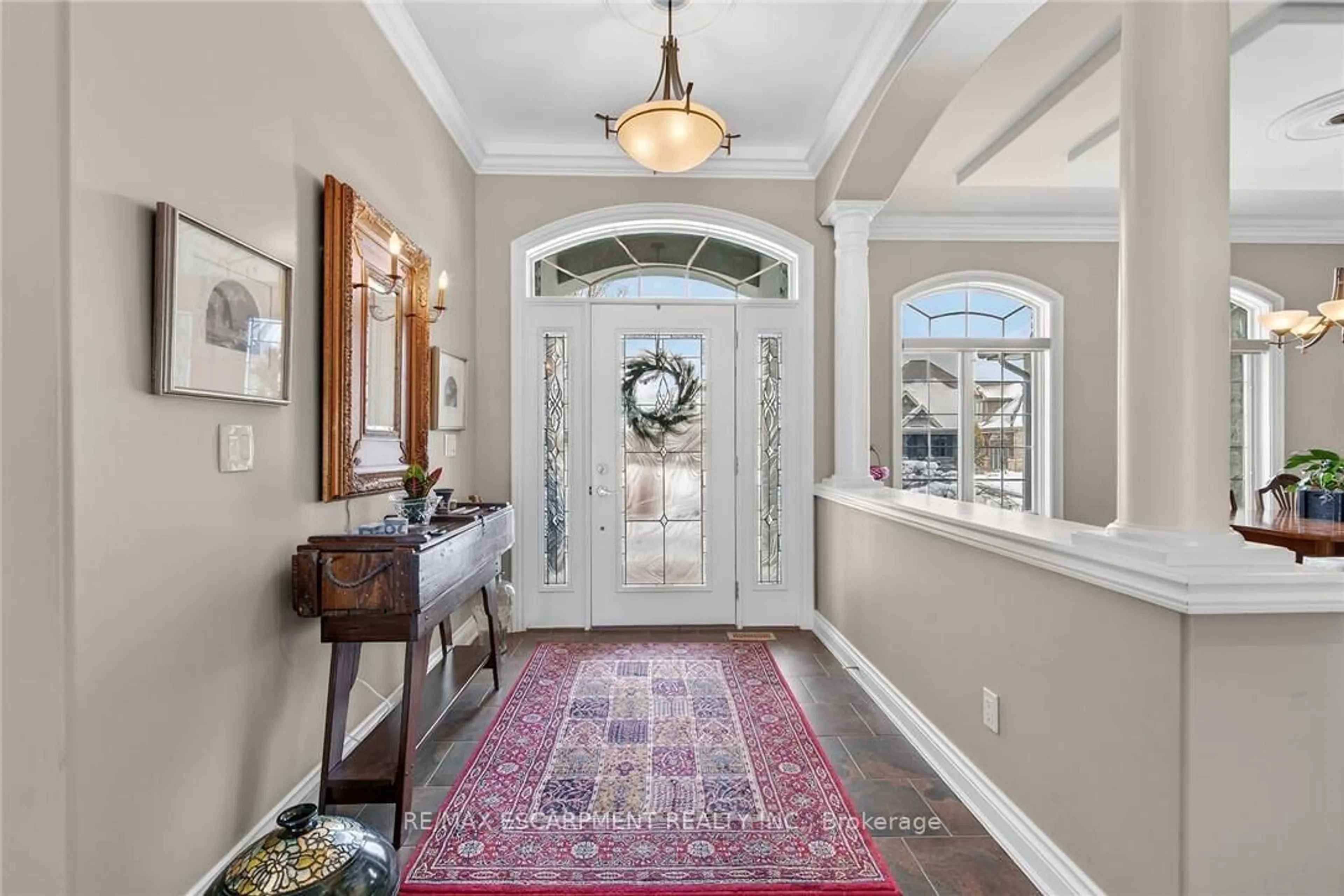 Indoor entryway for 72 YEAGER Ave, Norfolk Ontario N3Y 5N4