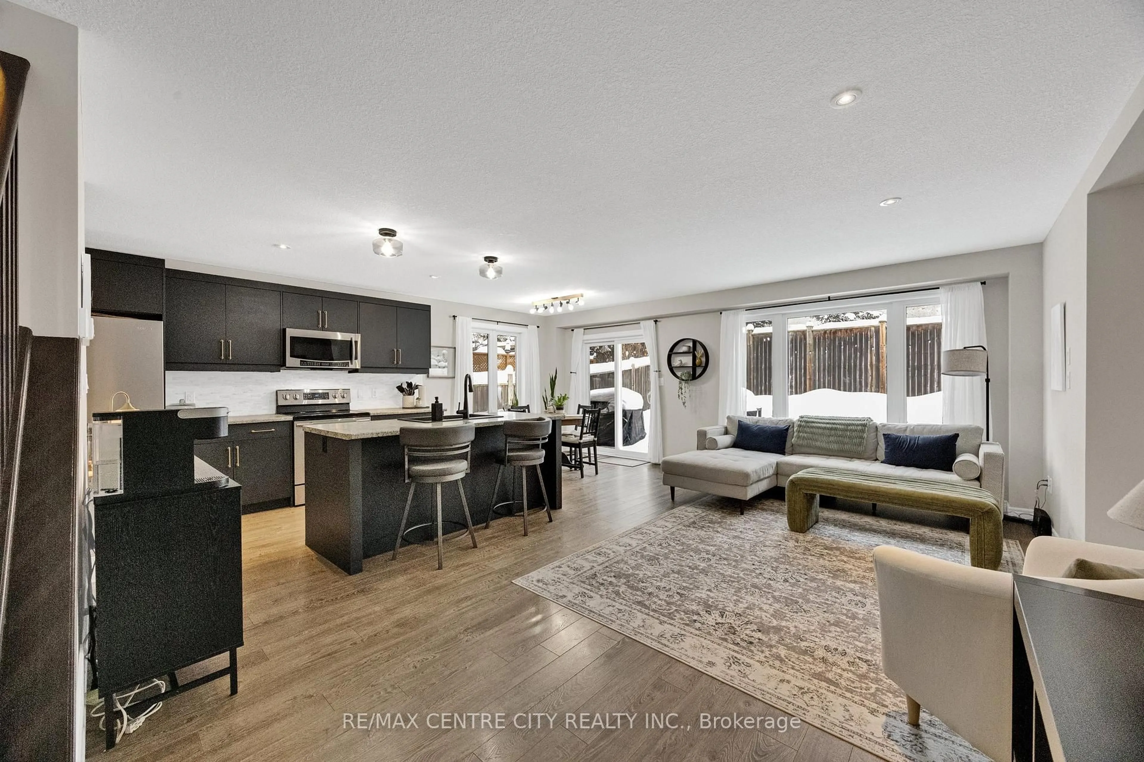 Open concept kitchen, unknown for 6929 Vallas Circ, London South Ontario N6P 0V4