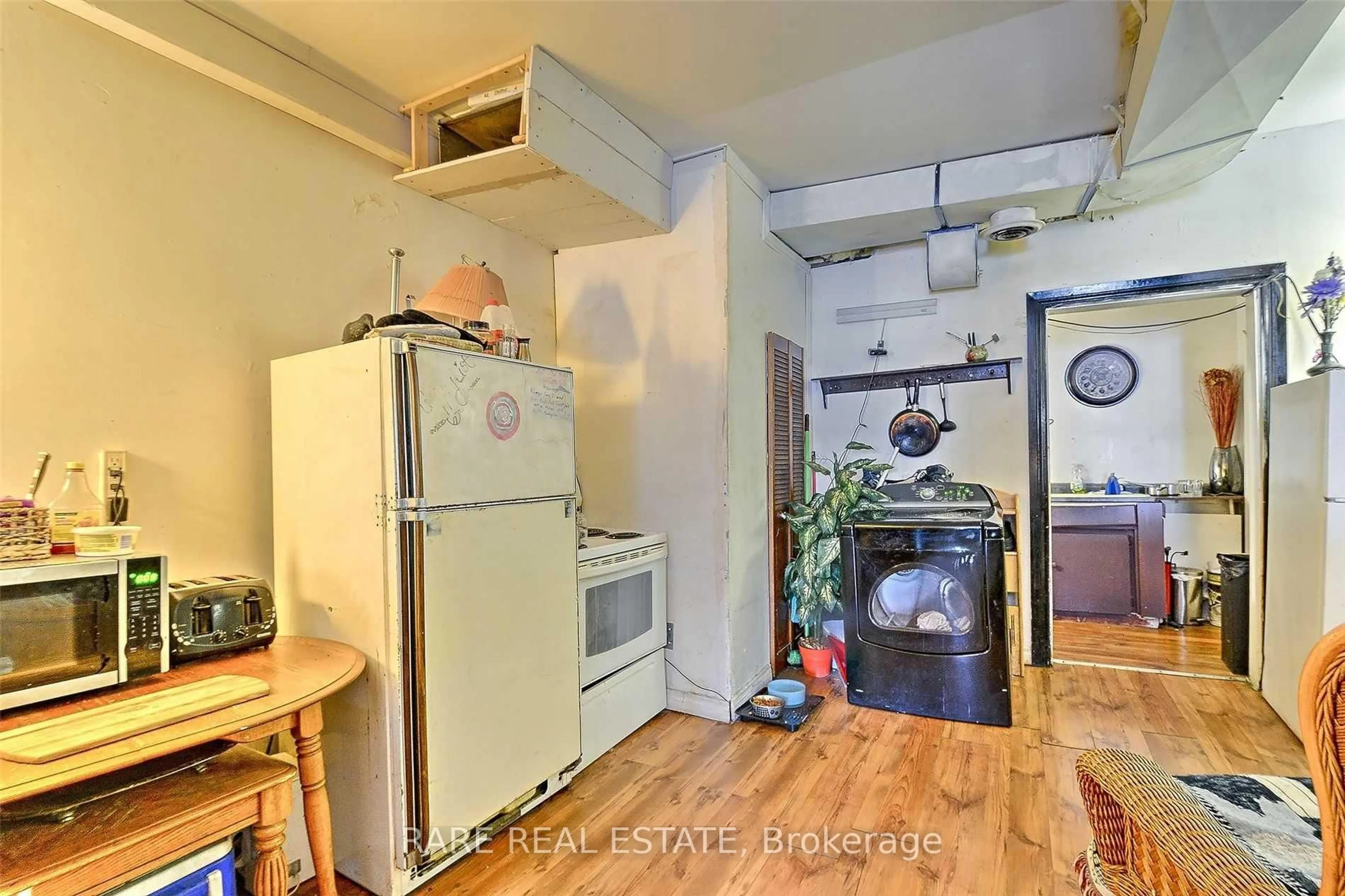 Unknown for 280 Park St, Chatham-Kent Ontario N7M 3S3