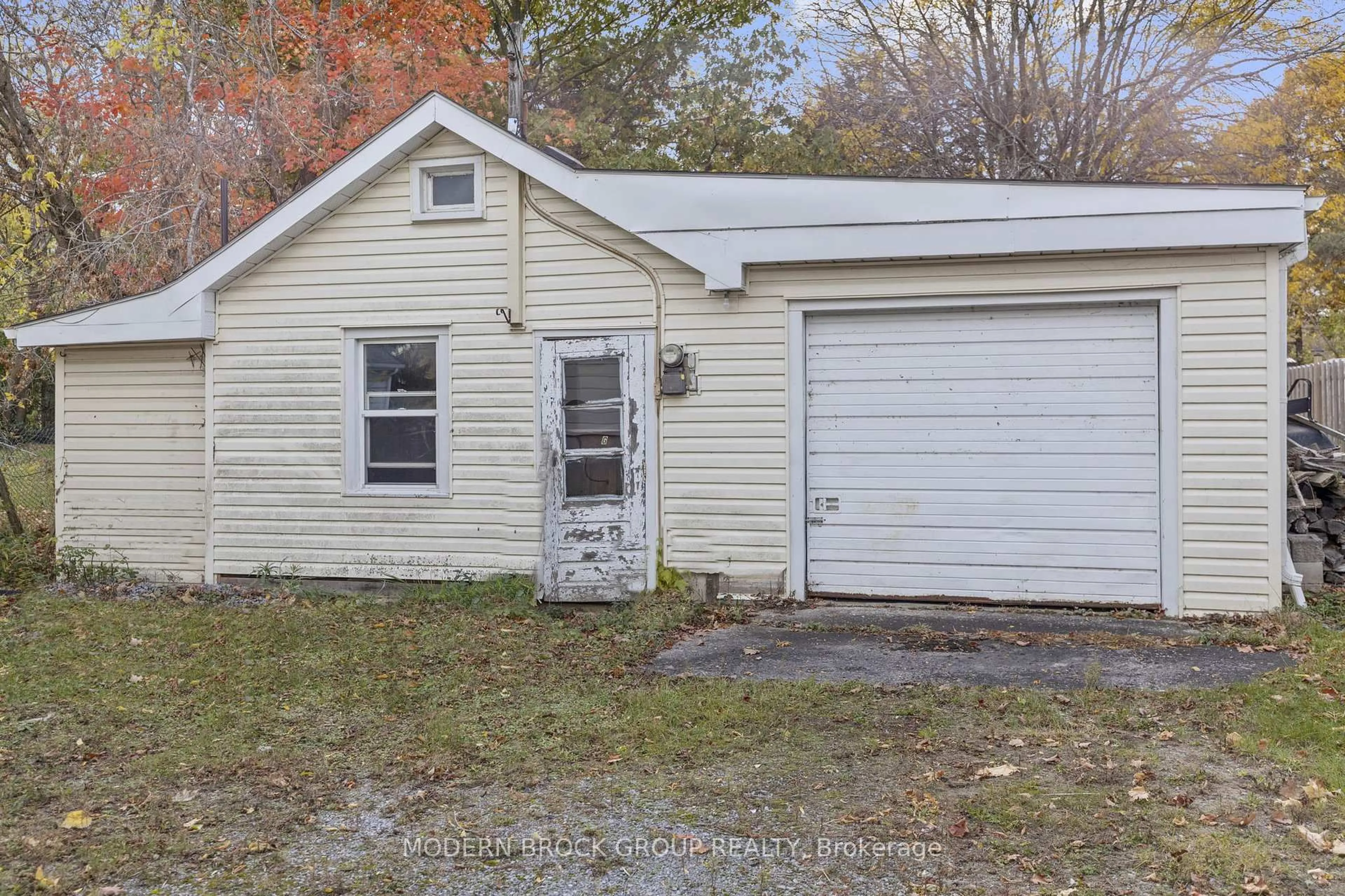 Shed for 26 Shaw St, Kingston Ontario K7K 4Y4