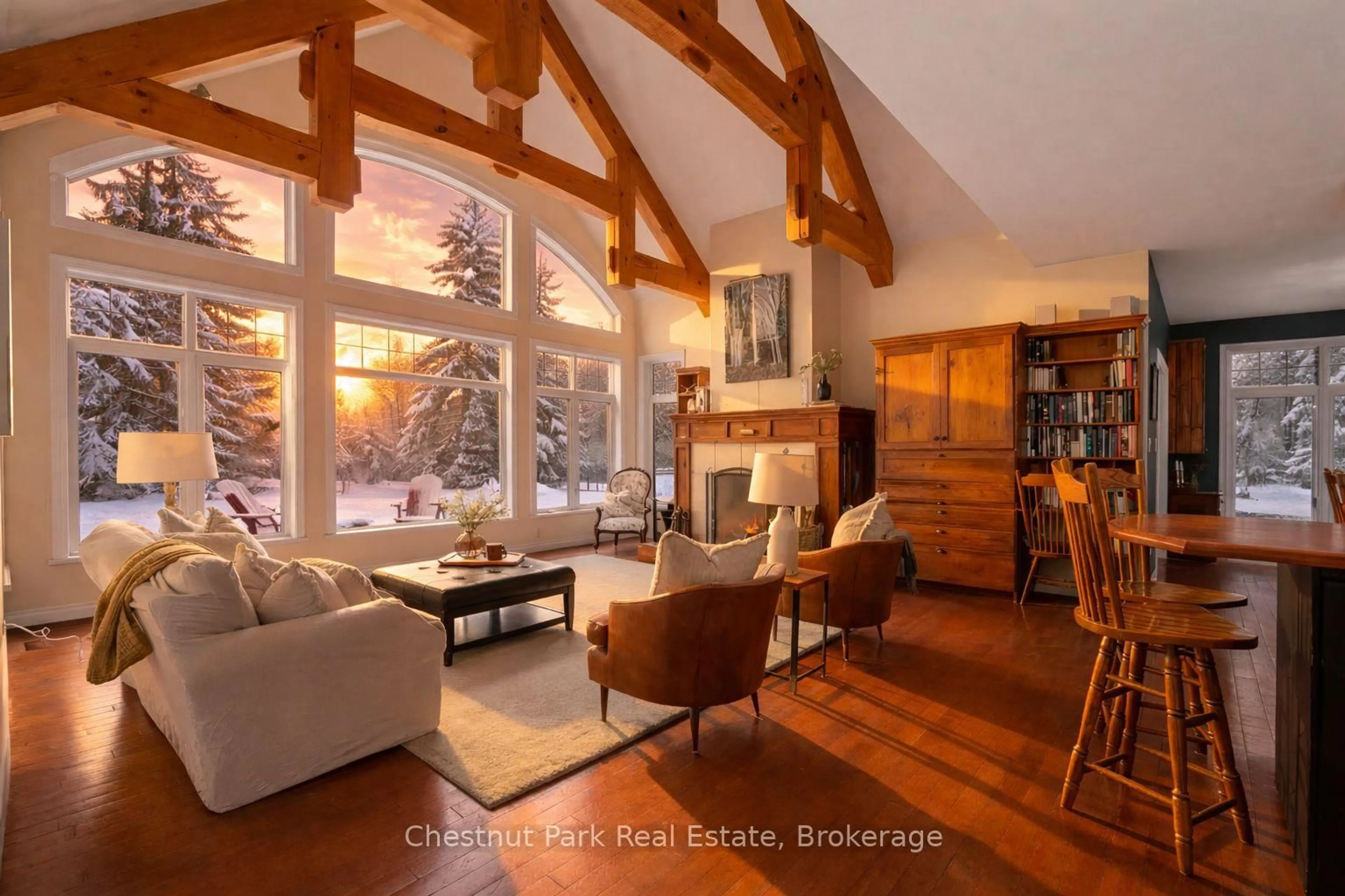 Living room with furniture, wood/laminate floor for 1230 MIRIAM Dr #1 & 2, Bracebridge Ontario P1L 1X1