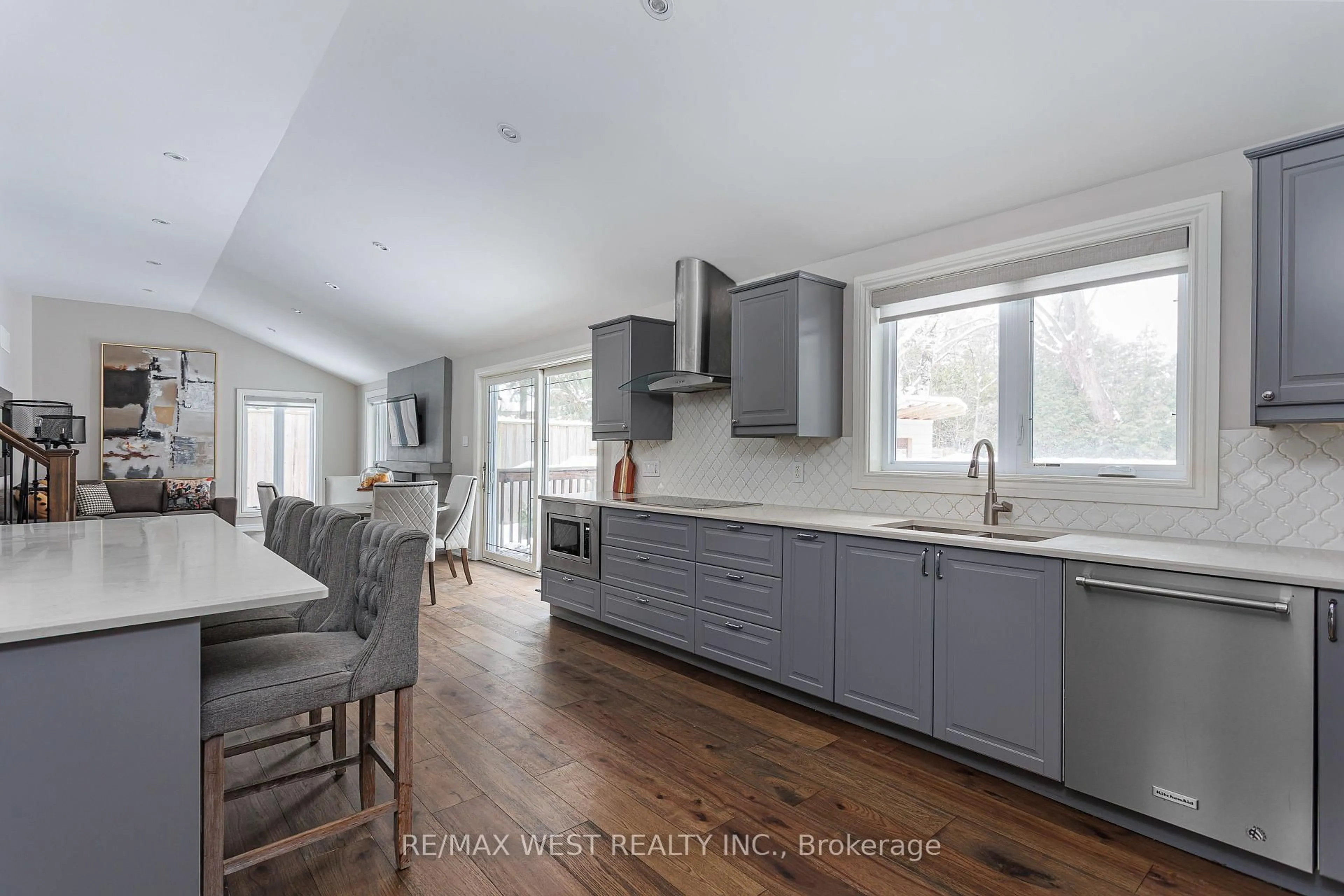 Open concept kitchen, unknown for 26 Hostein Dr, Hamilton Ontario L9G 2S5