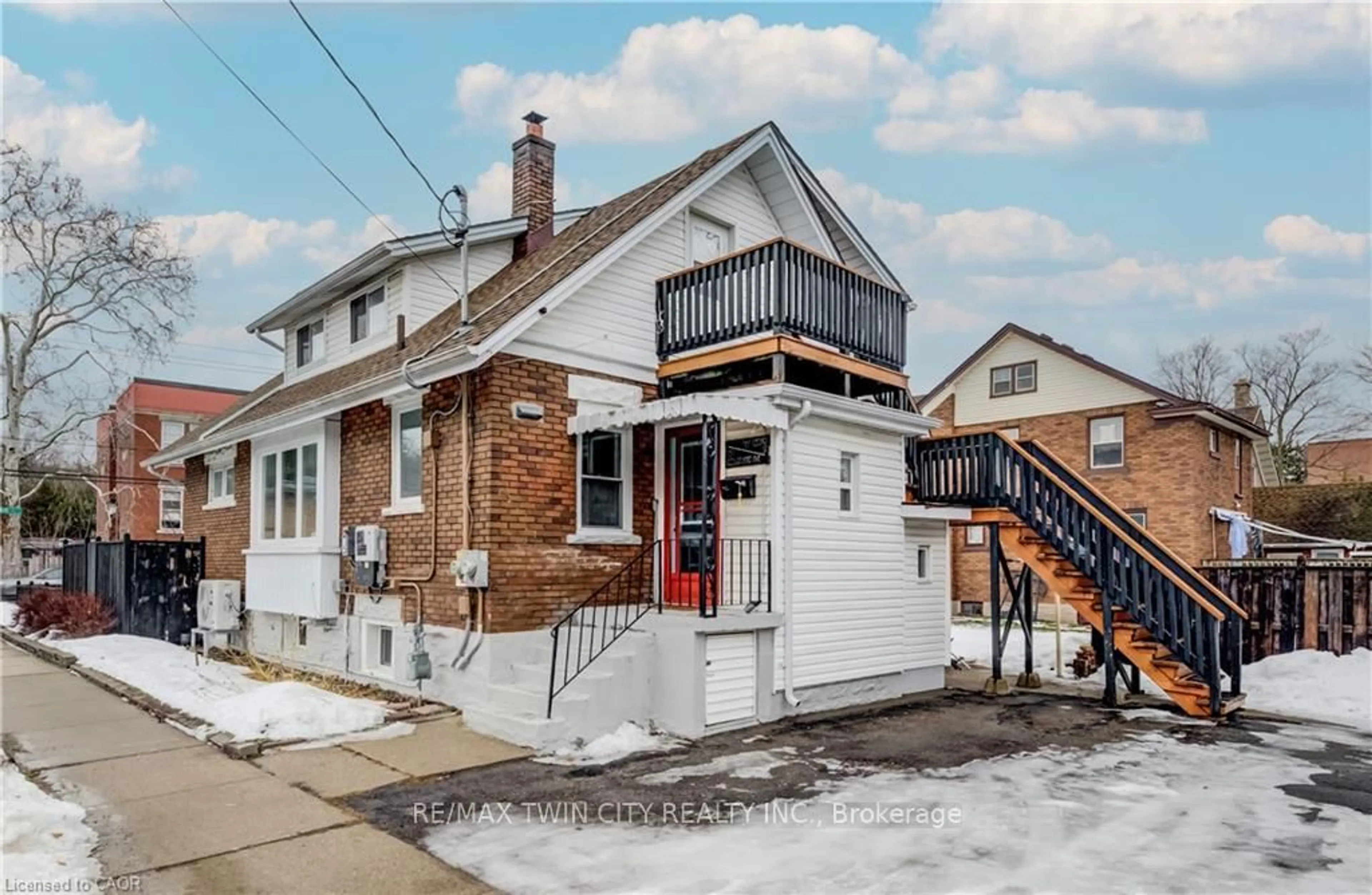 Home with brick exterior material, street for 151 COURTLAND Ave, Kitchener Ontario N2G 2V2