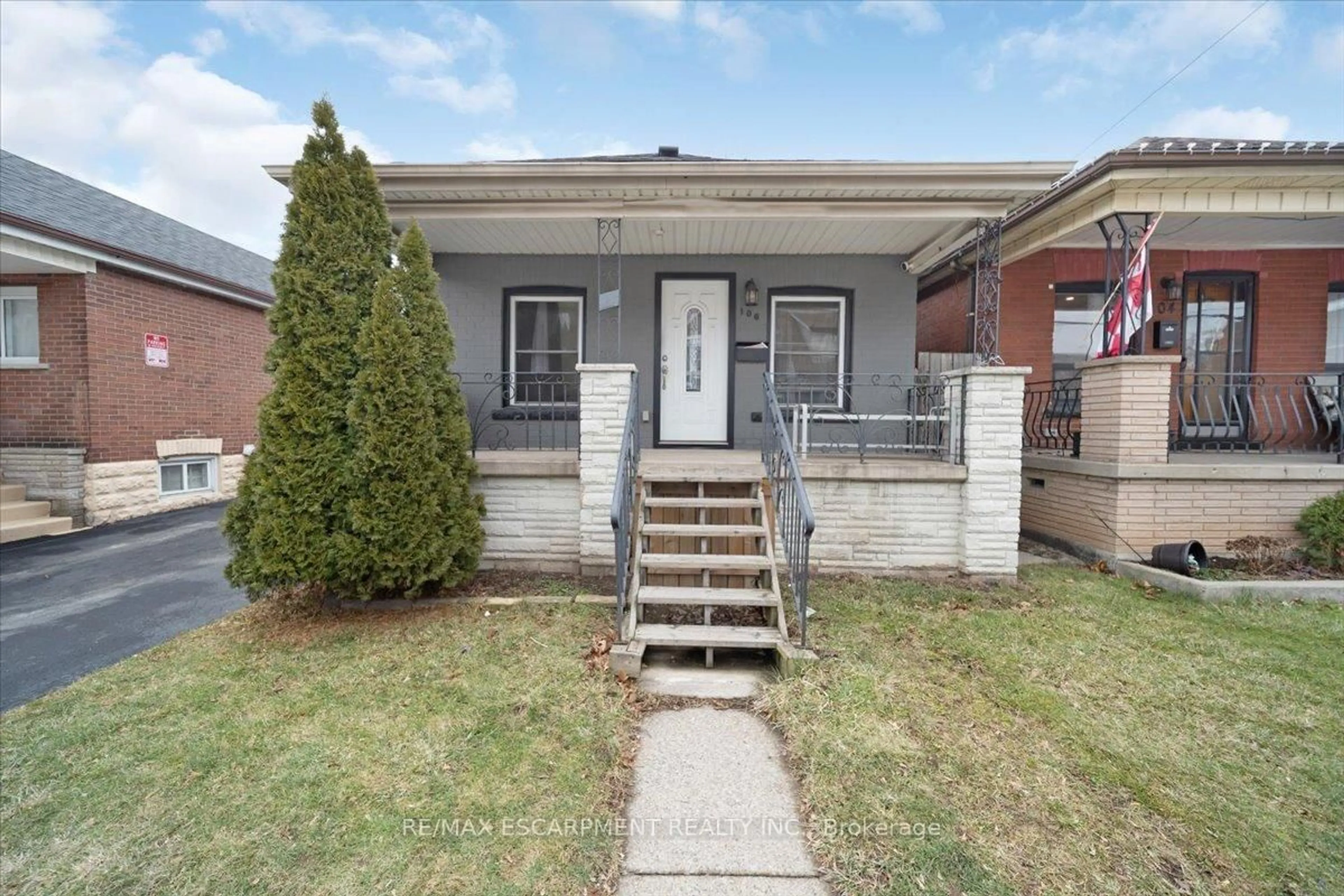Home with brick exterior material, street for 106 Lottridge St, Hamilton Ontario L8L 6T9