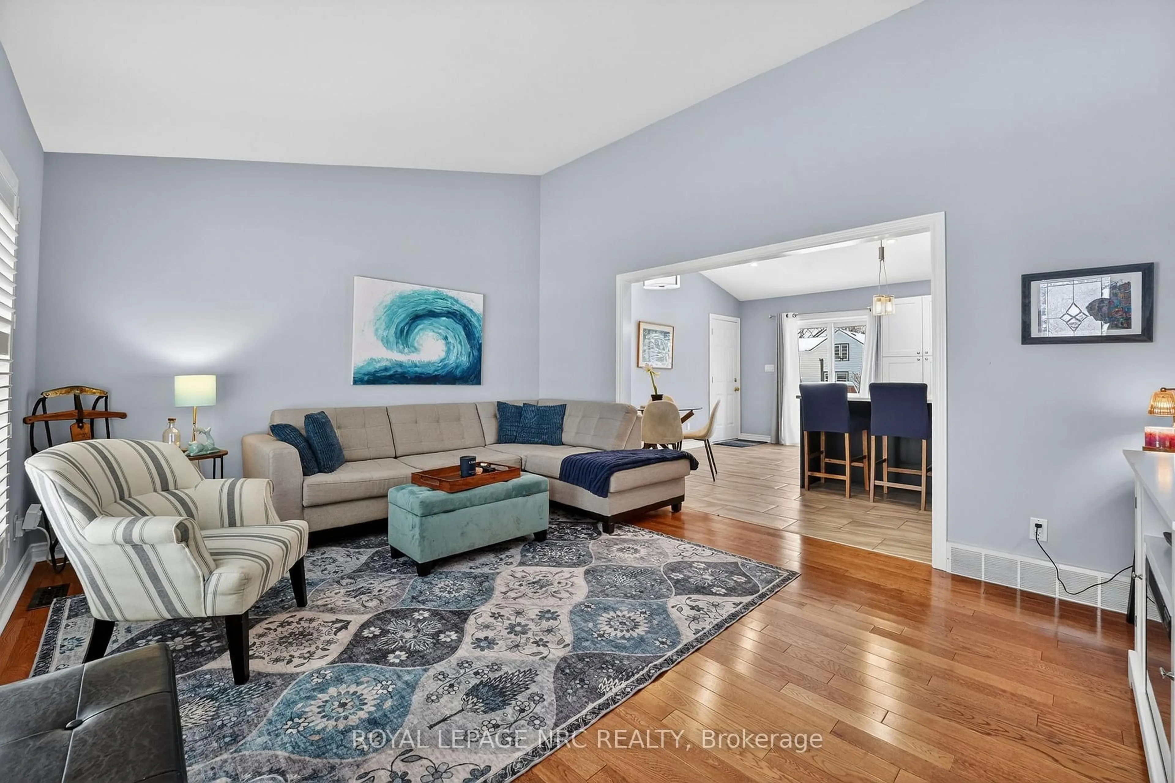 Living room with furniture, unknown for 210 Gorham Rd, Fort Erie Ontario L0S 1N0