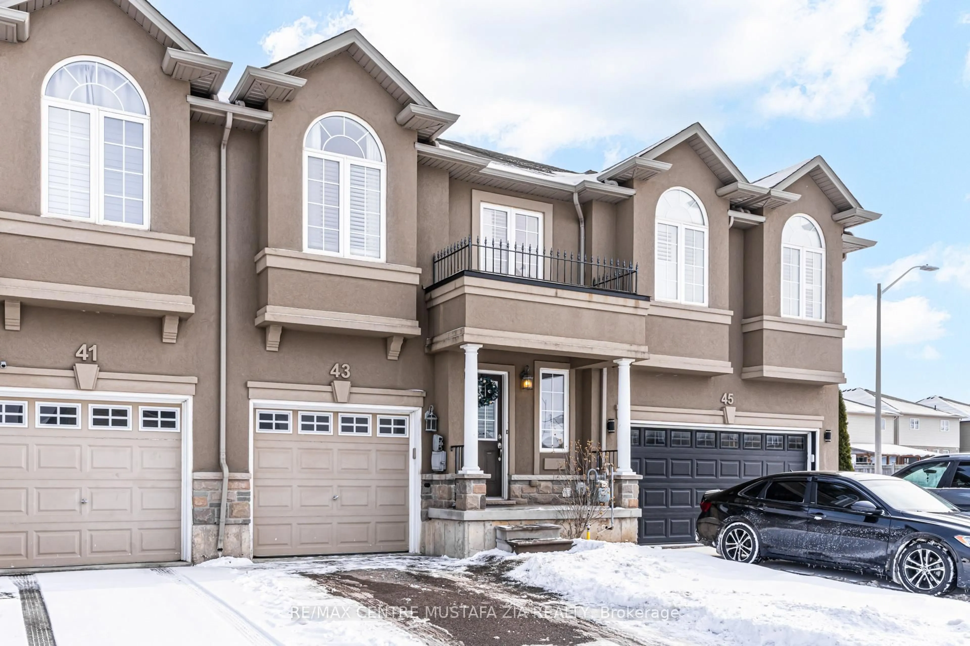 Home with brick exterior material, street for 43 Trafalgar Dr, Hamilton Ontario L8J 0E2