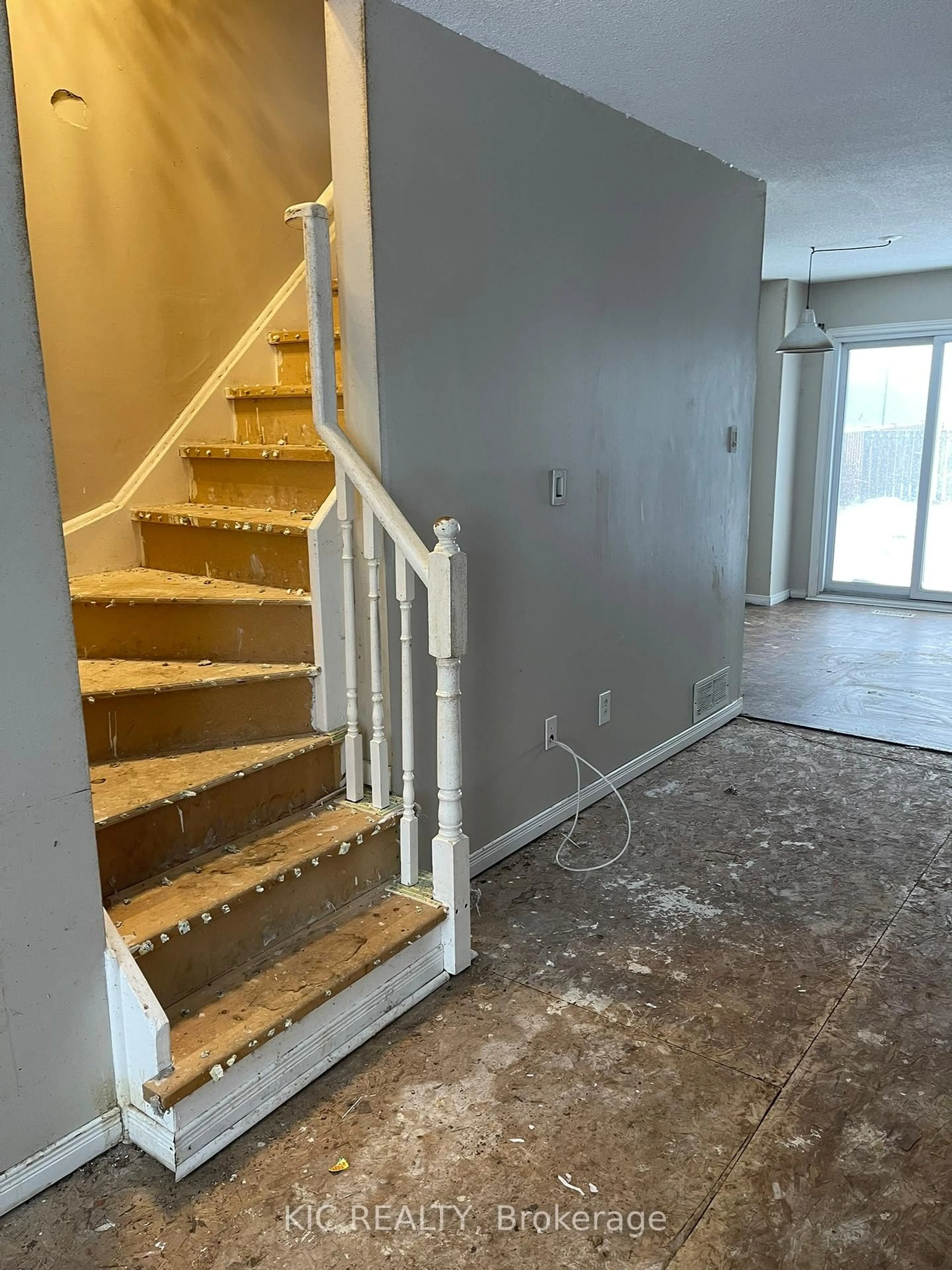 Unknown for 11 Spruce St, Asphodel-Norwood Ontario K0L 2V0