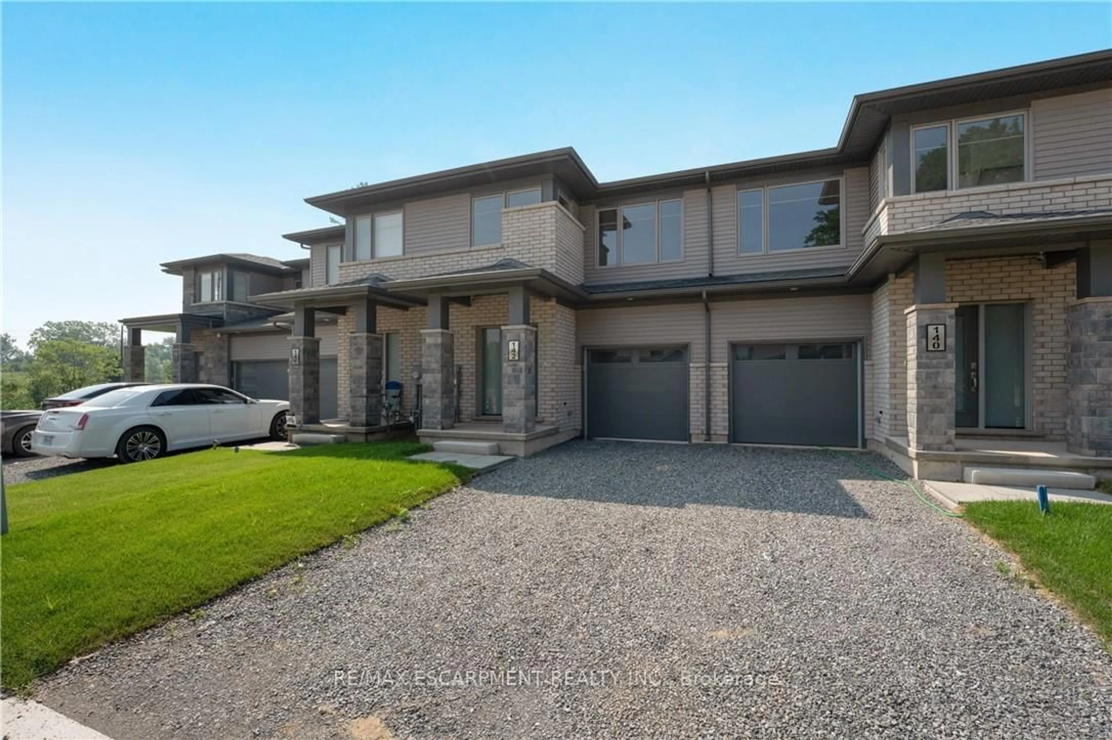 Unknown for 142 Willson Dr, Thorold Ontario L3B 0A1