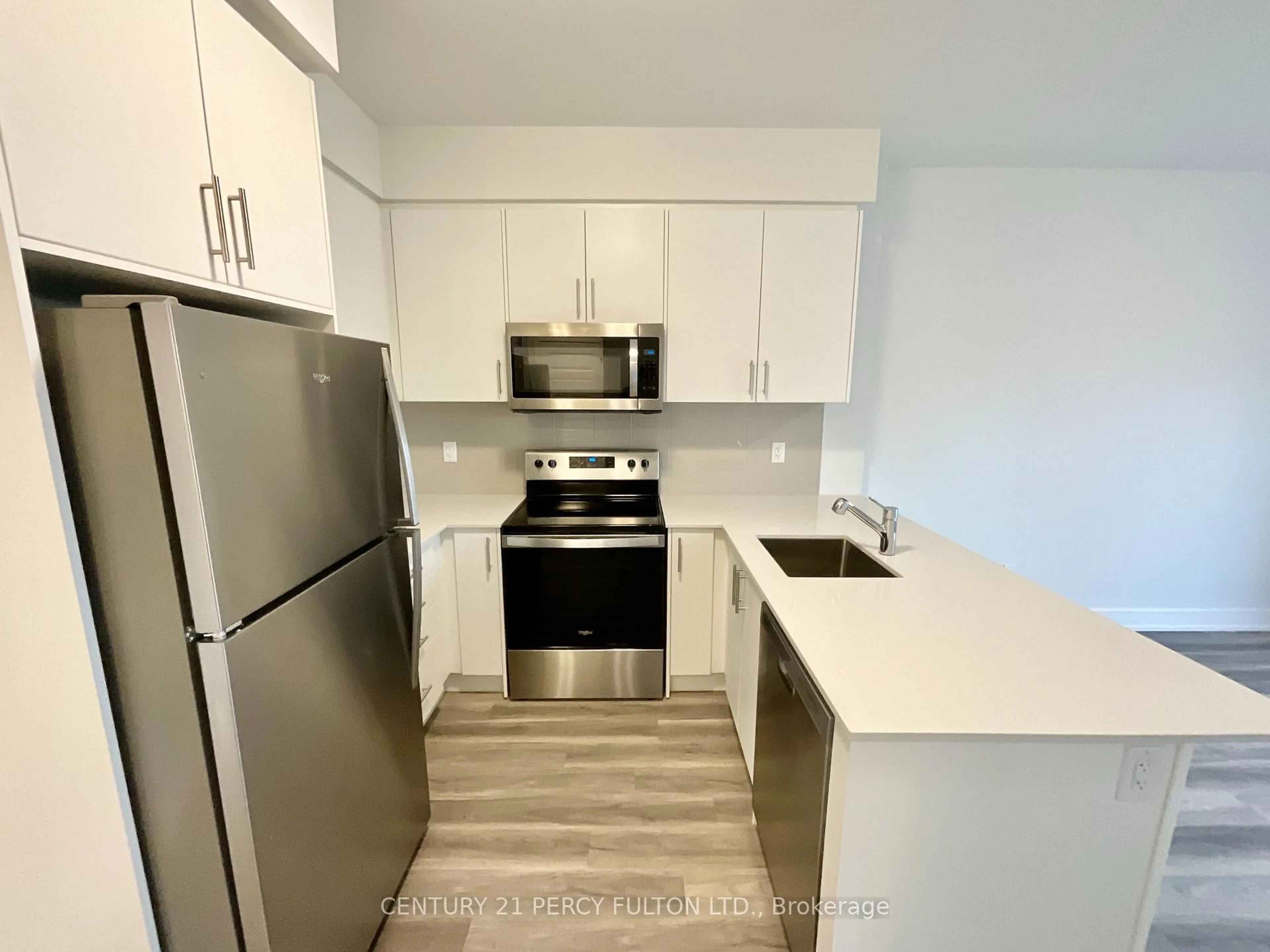 Standard kitchen, unknown for 1100 Lackner Pl #303, Kitchener Ontario N2A 0M1