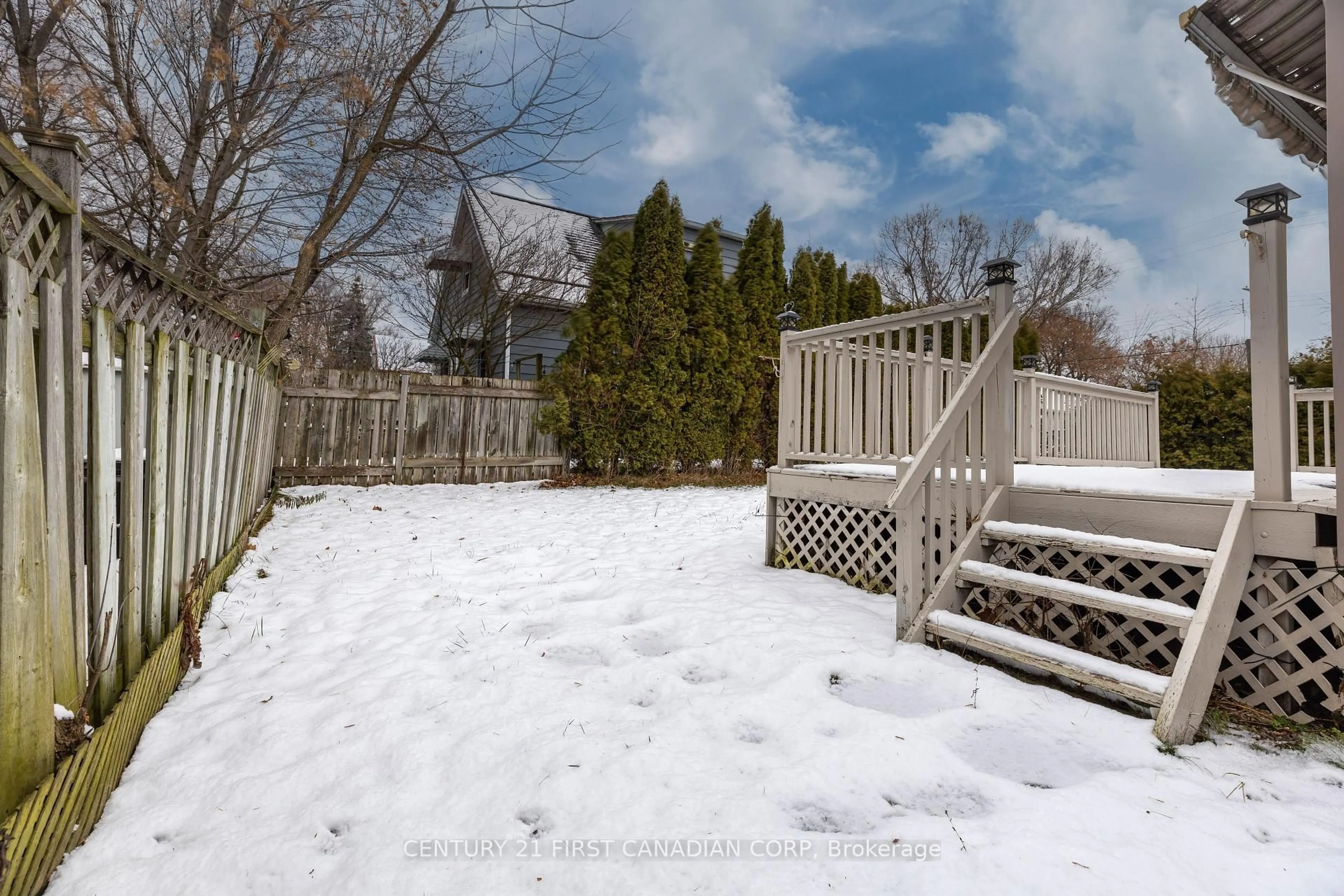 Patio, unknown for 49 McNay St, London East Ontario N5Y 1K8