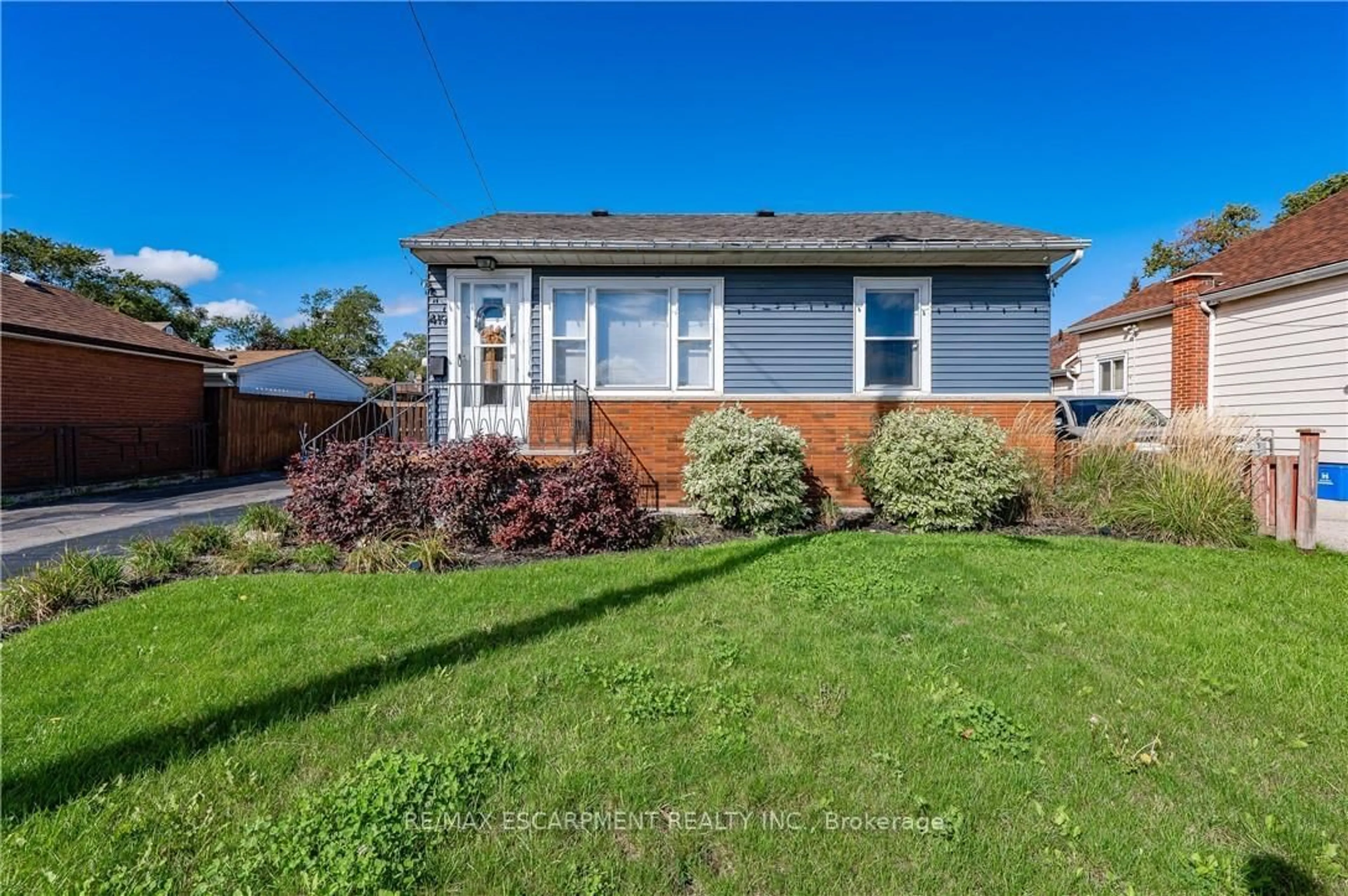 Unknown for 419 Talbot St, Hamilton Ontario L8H 6T6