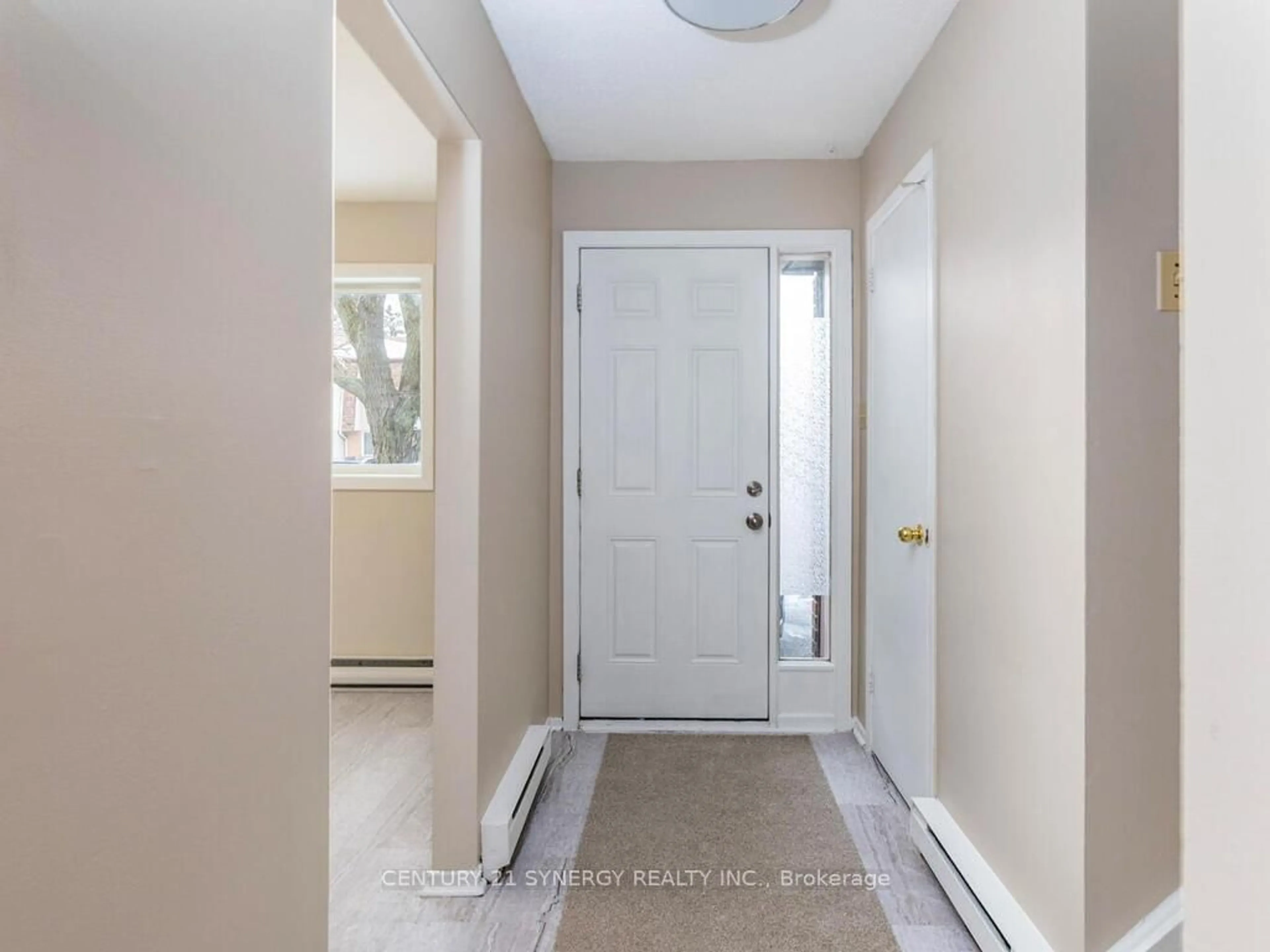 Indoor entryway for 3115 Olympic Way #51, Ottawa Ontario K1T 1Y7