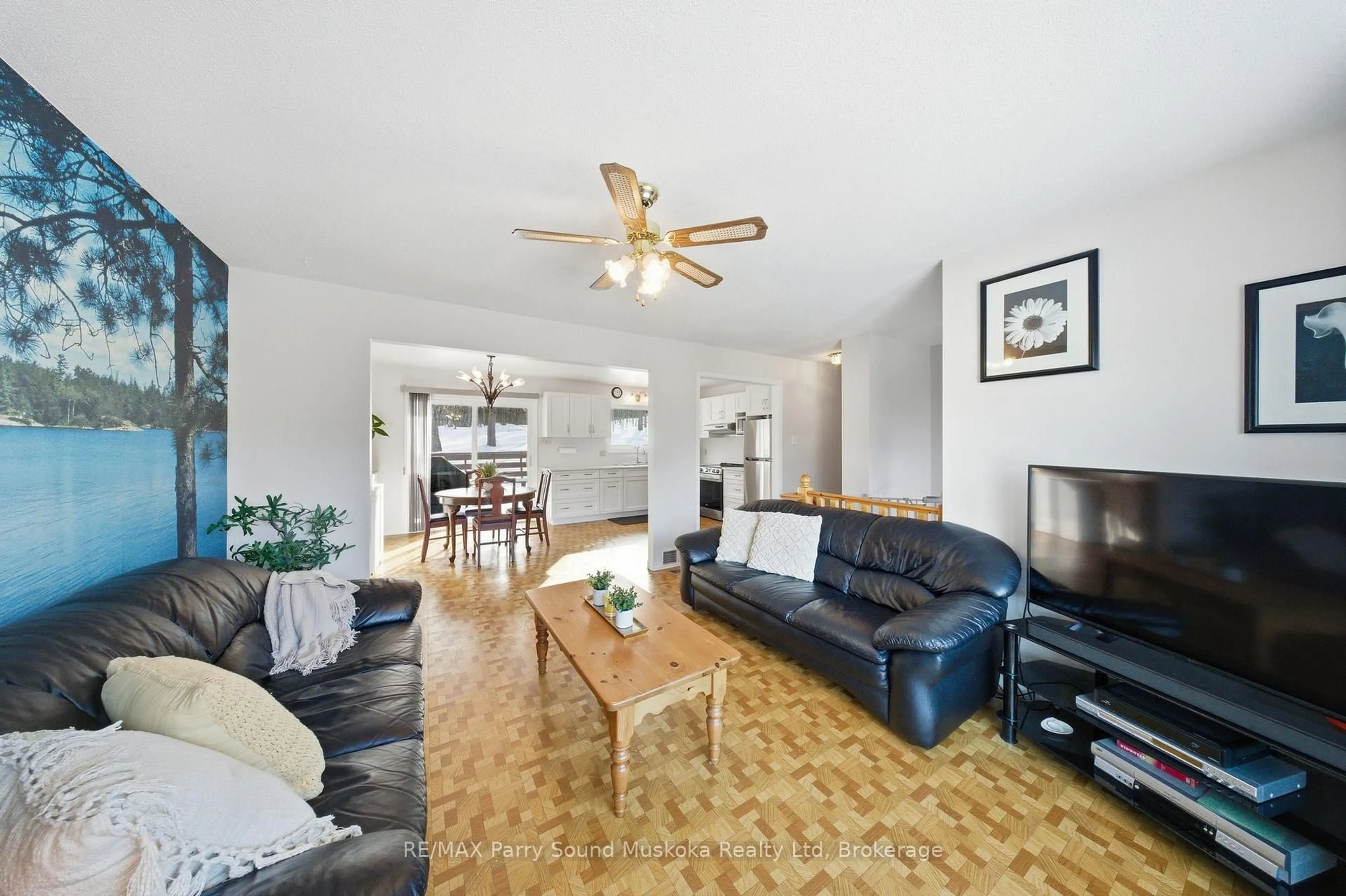 Living room with furniture, unknown for 435 Rankin Lake Rd, Seguin Ontario P2A 0B2