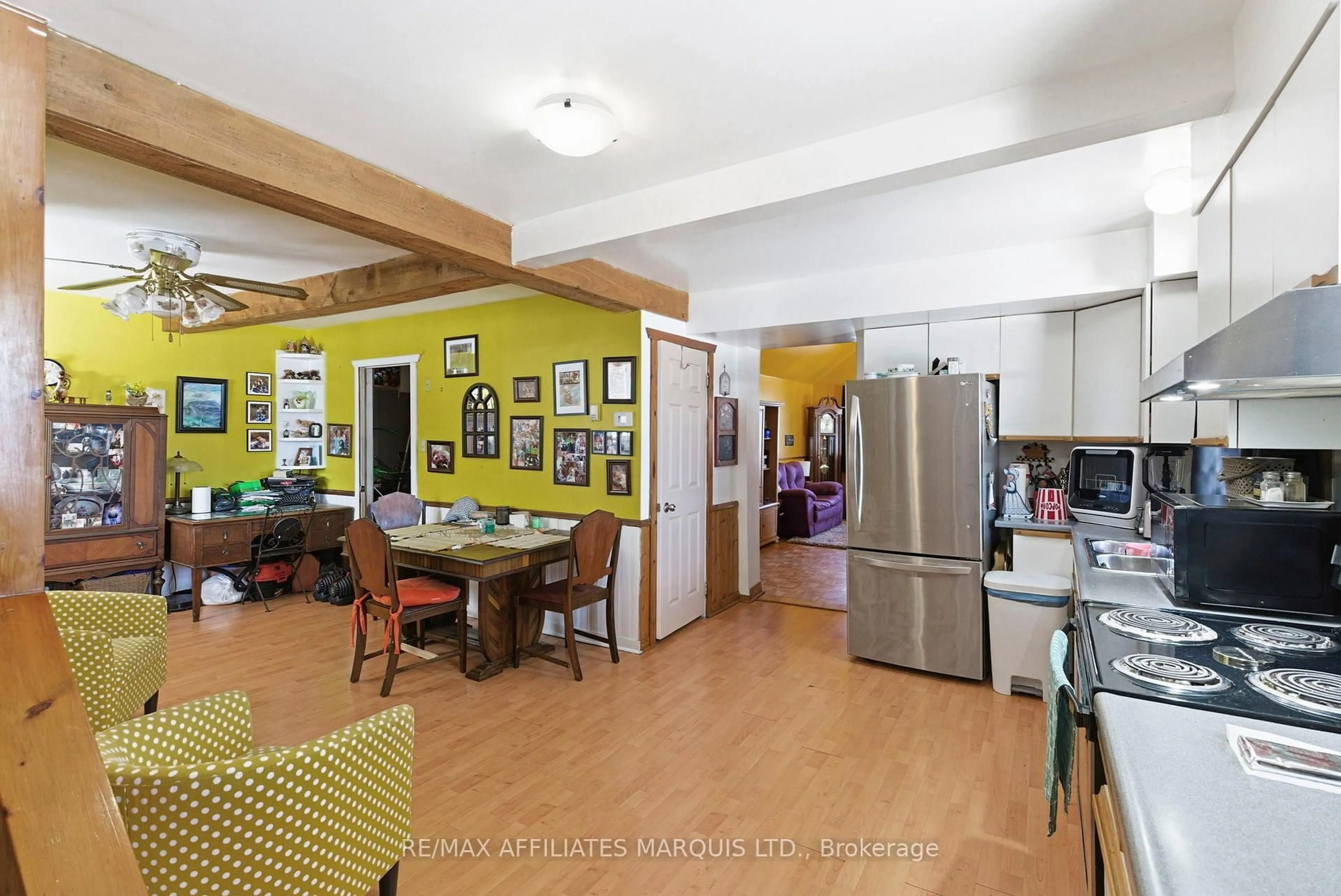 Open concept kitchen, unknown for 163 Military Rd, South Glengarry Ontario K0C 1N0