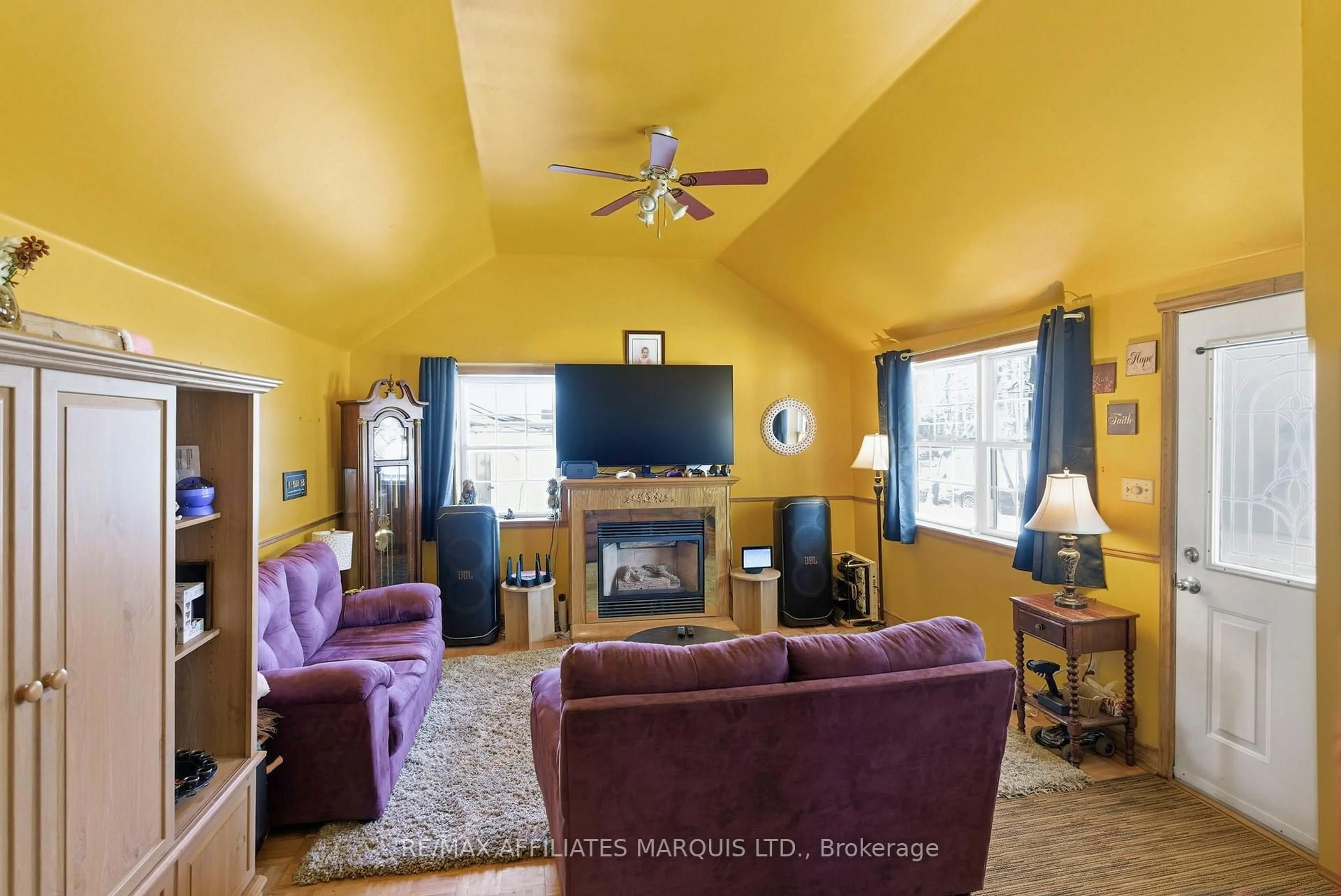 Living room with furniture, unknown for 163 Military Rd, South Glengarry Ontario K0C 1N0