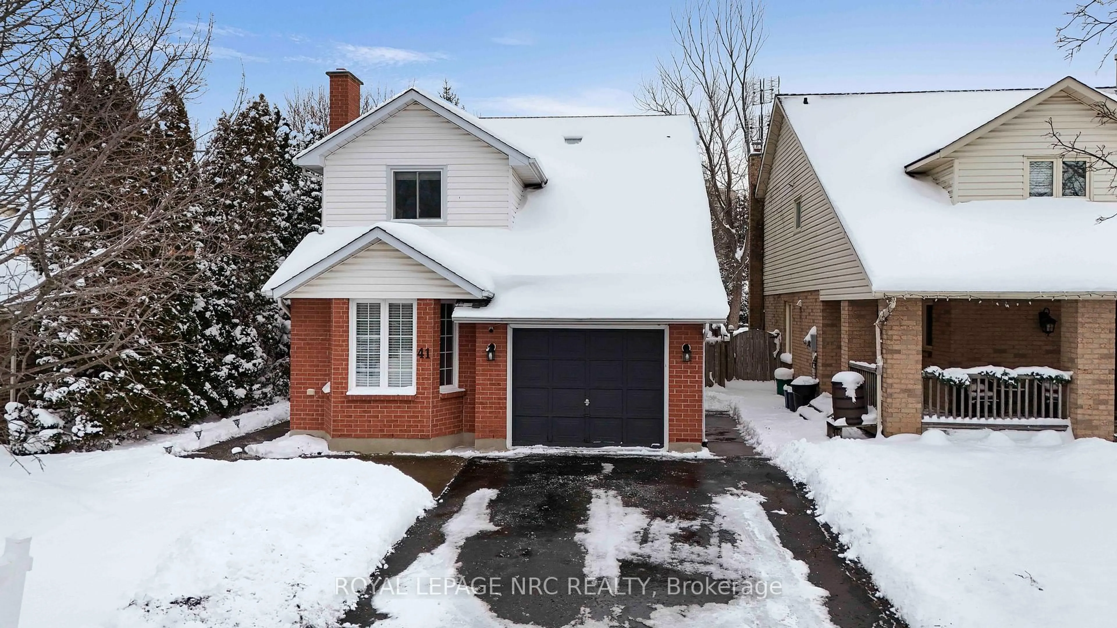 Home with brick exterior material, street for 41 Huntington Lane, St. Catharines Ontario L2S 3R5
