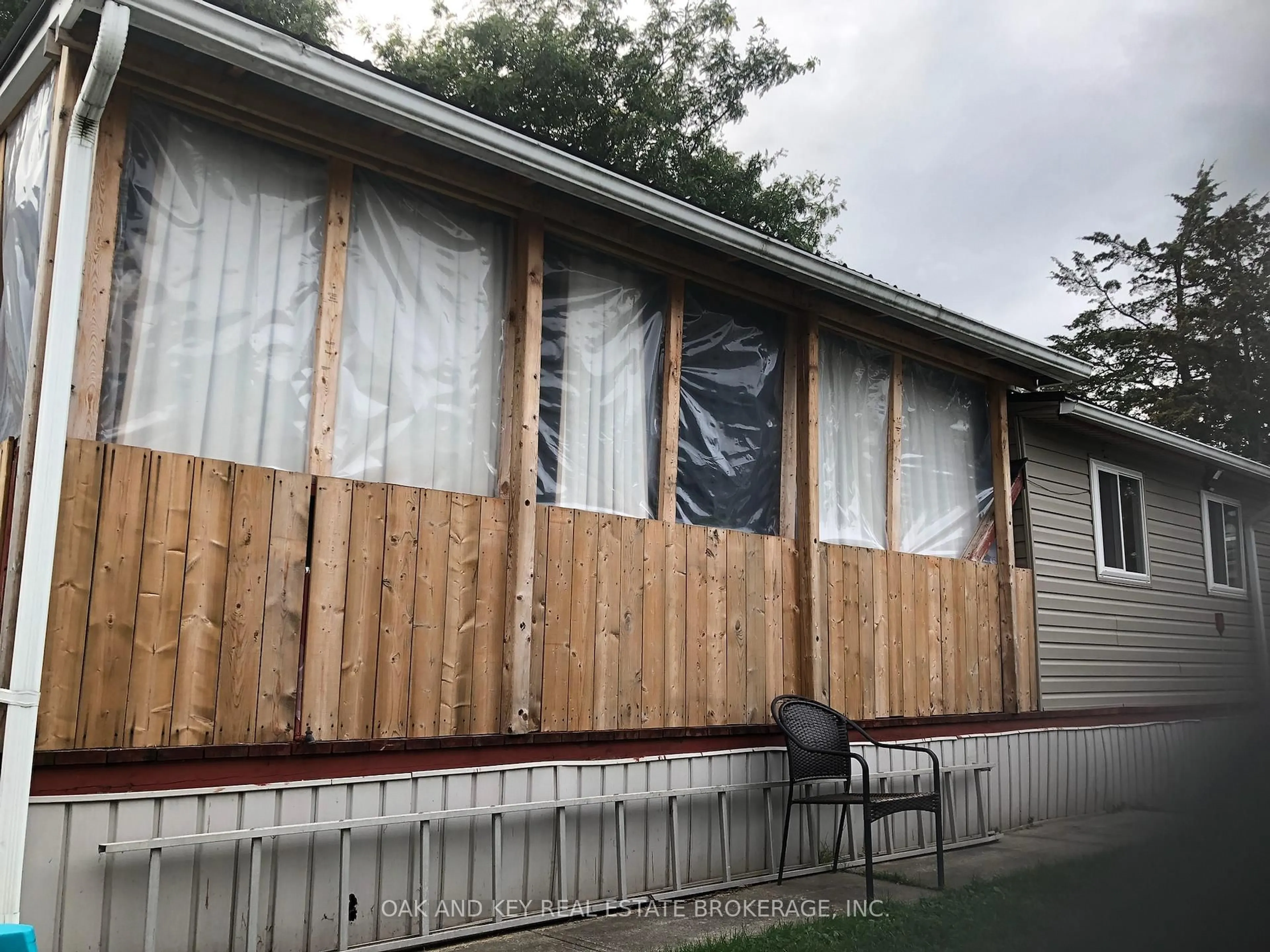 Unknown for 121 - 2189 Dundas St, London East Ontario N5V 1H3