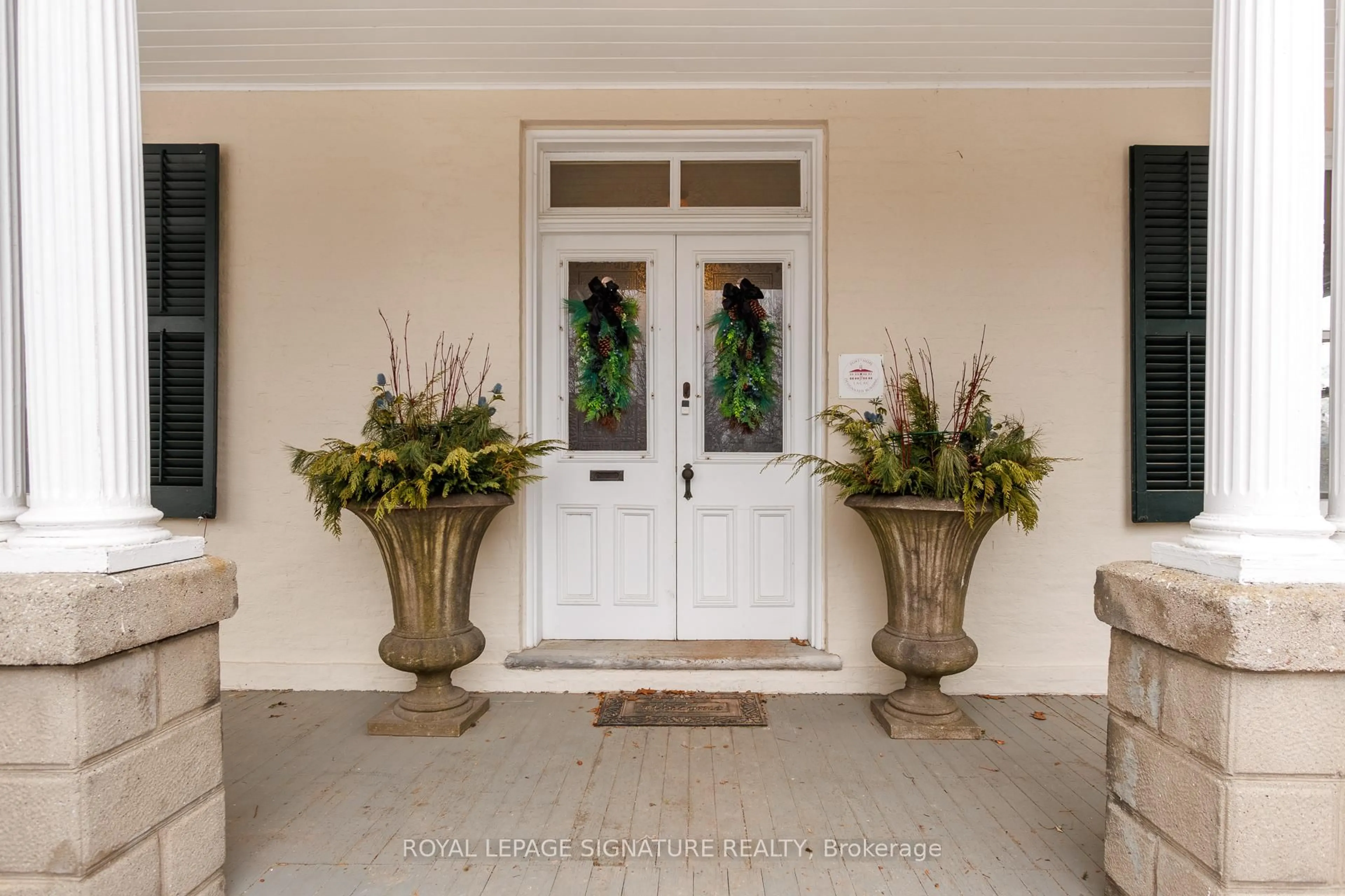 Indoor entryway for 258 Ridout St, Port Hope Ontario L1A 3J2