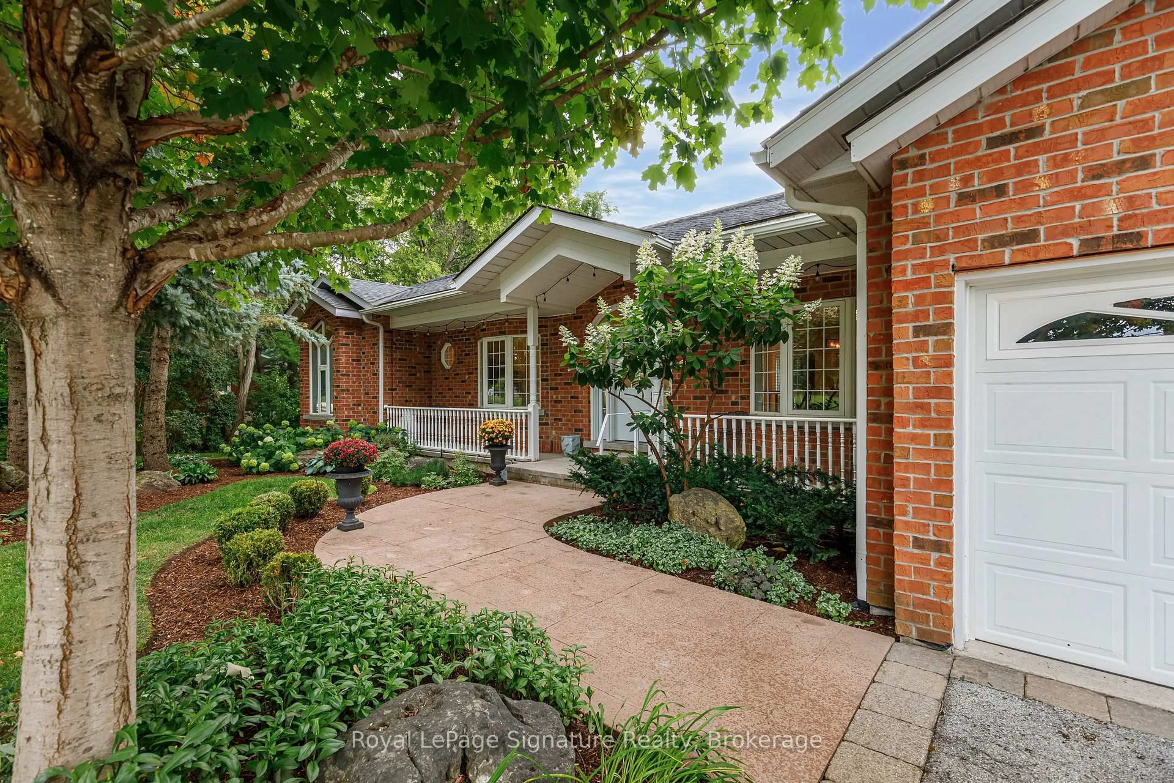 Home with brick exterior material, street for 180 Russell St, Blue Mountains Ontario N0H 1J0