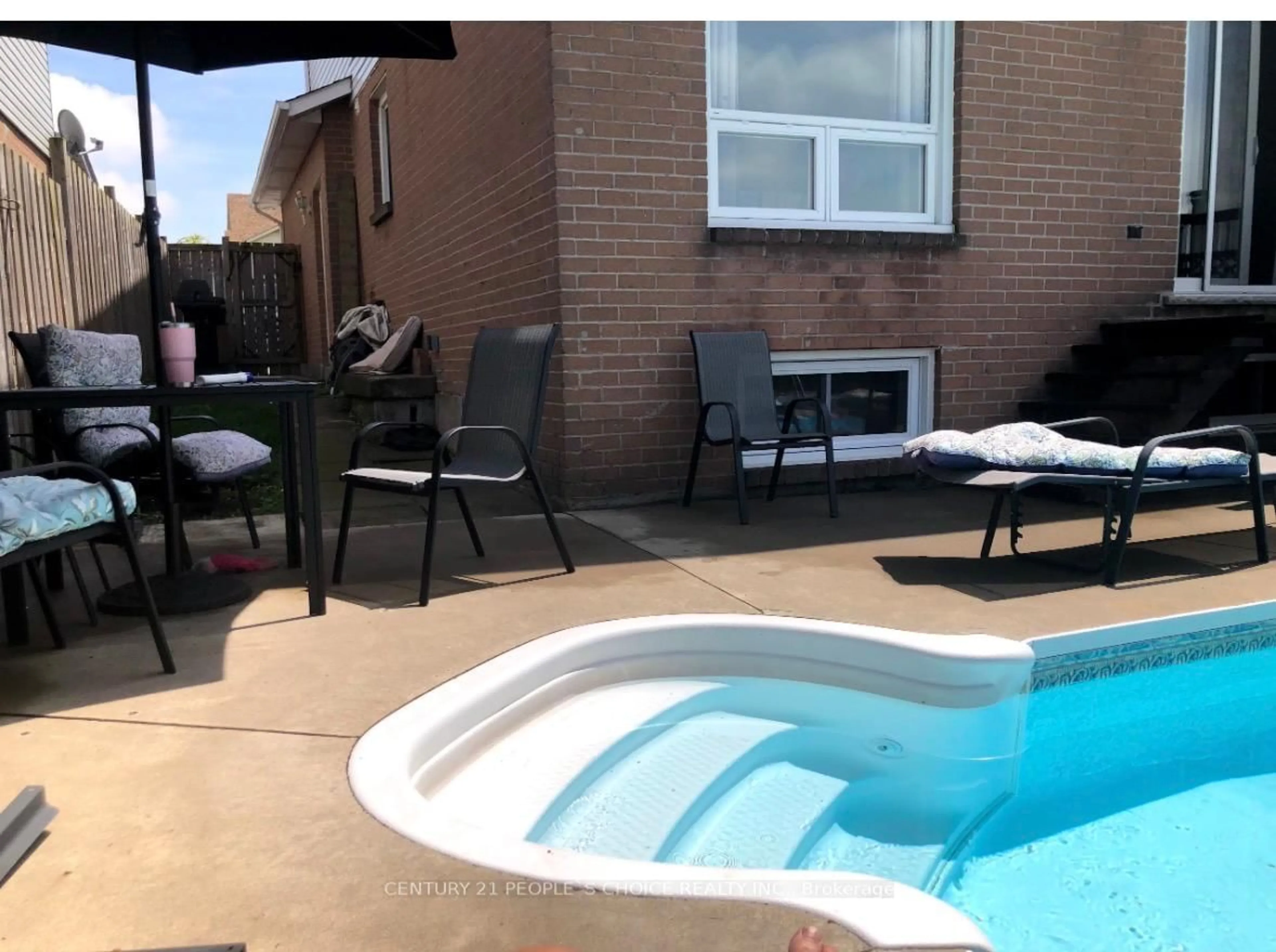 Pool for 38 Culligan Cres, Thorold Ontario L2V 4P1