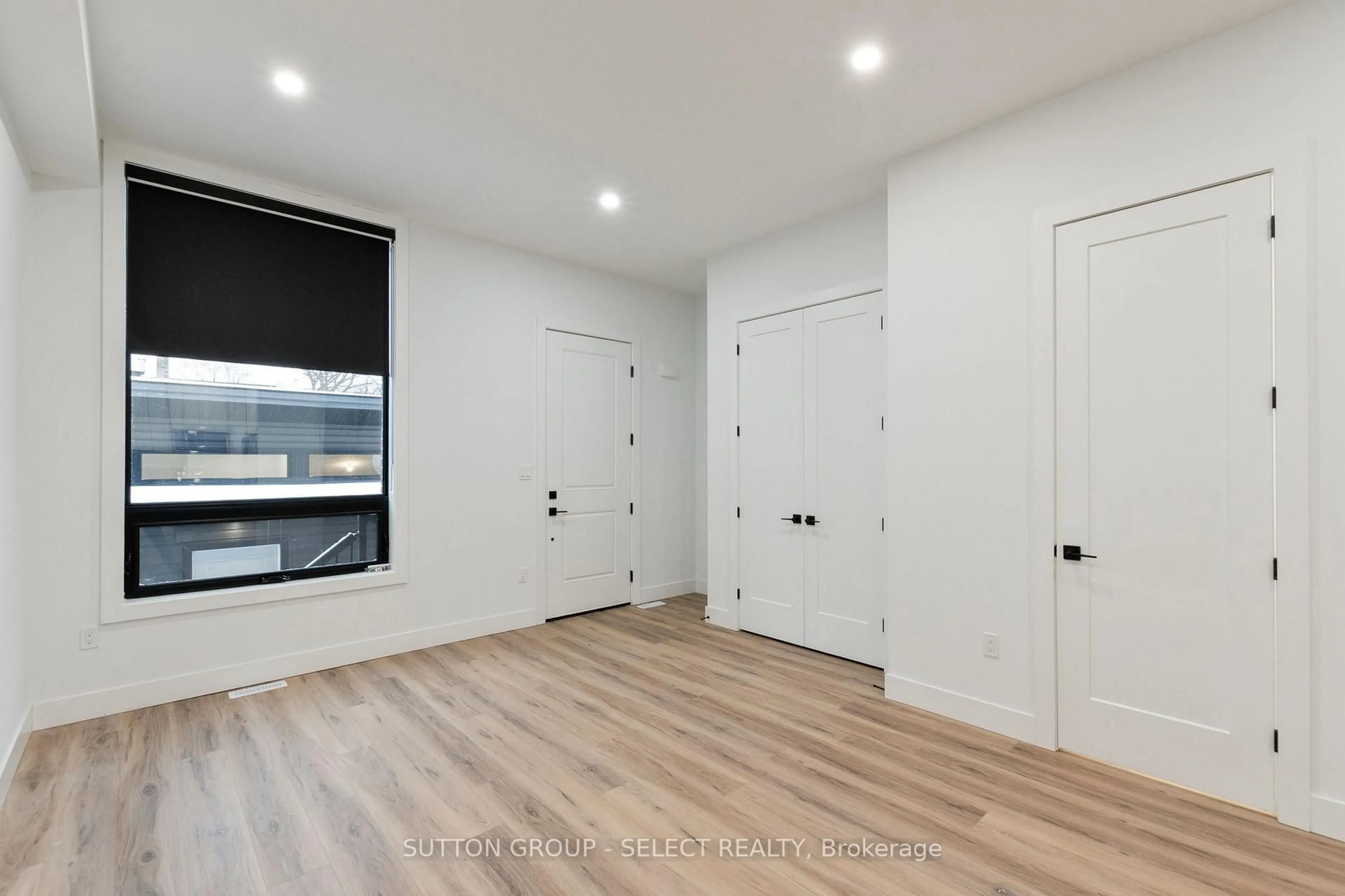 A pic of a room for 822 MAITLAND St, London East Ontario N5Y 2W5