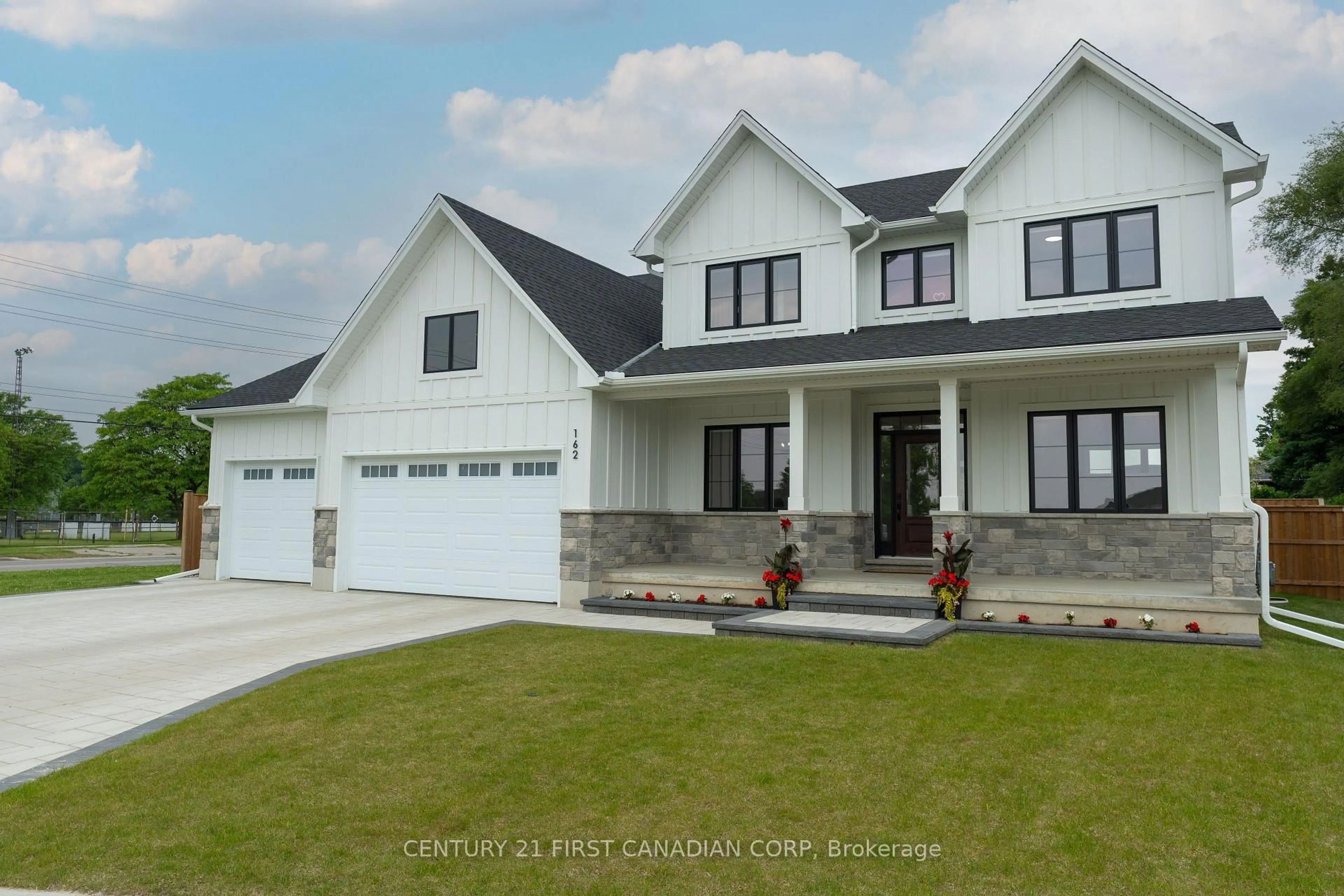 Home with vinyl exterior material, street for 162 Princeton Terr, London South Ontario N6K 0L5