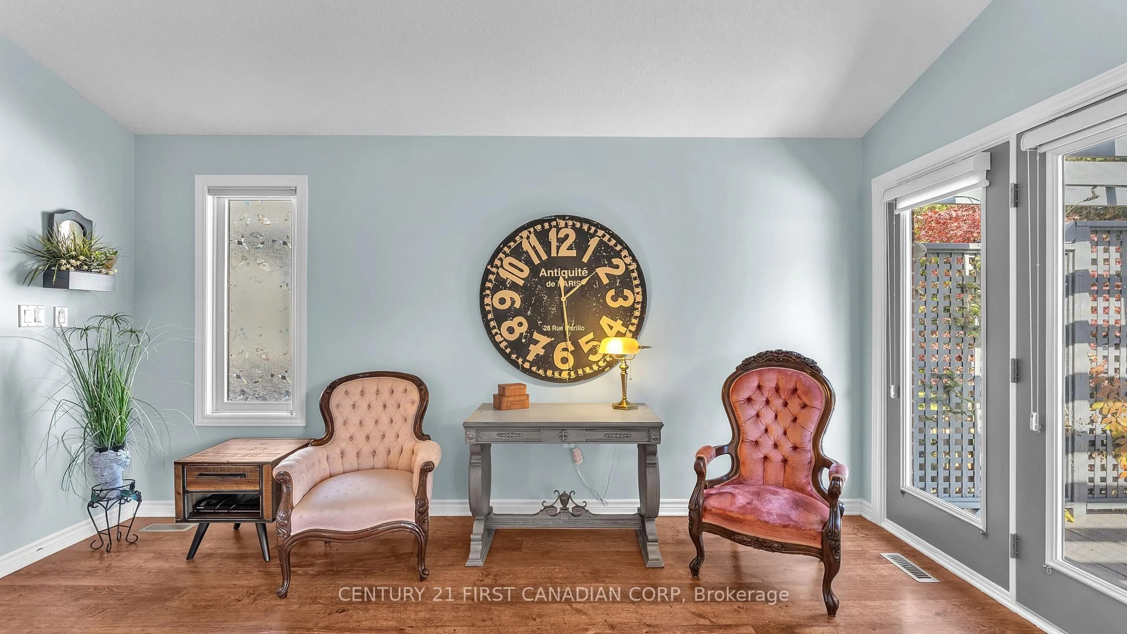 Indoor foyer for 4.5 Morrison Dr, St. Thomas Ontario N5R 4S6