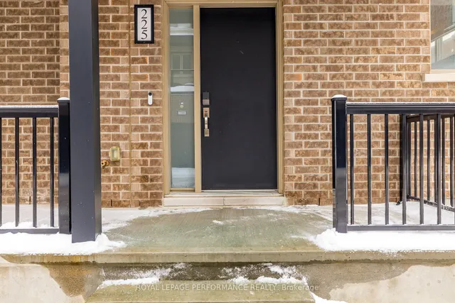 225 Makadewa Private, Ottawa 2